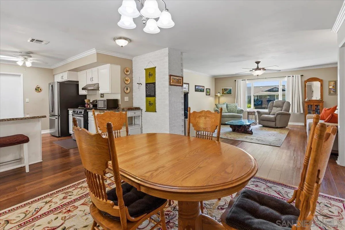https://cdn.realtyfeed.com/cdn/127/260007905/0e5ca76d400cdc65f6984544ee495560.webp