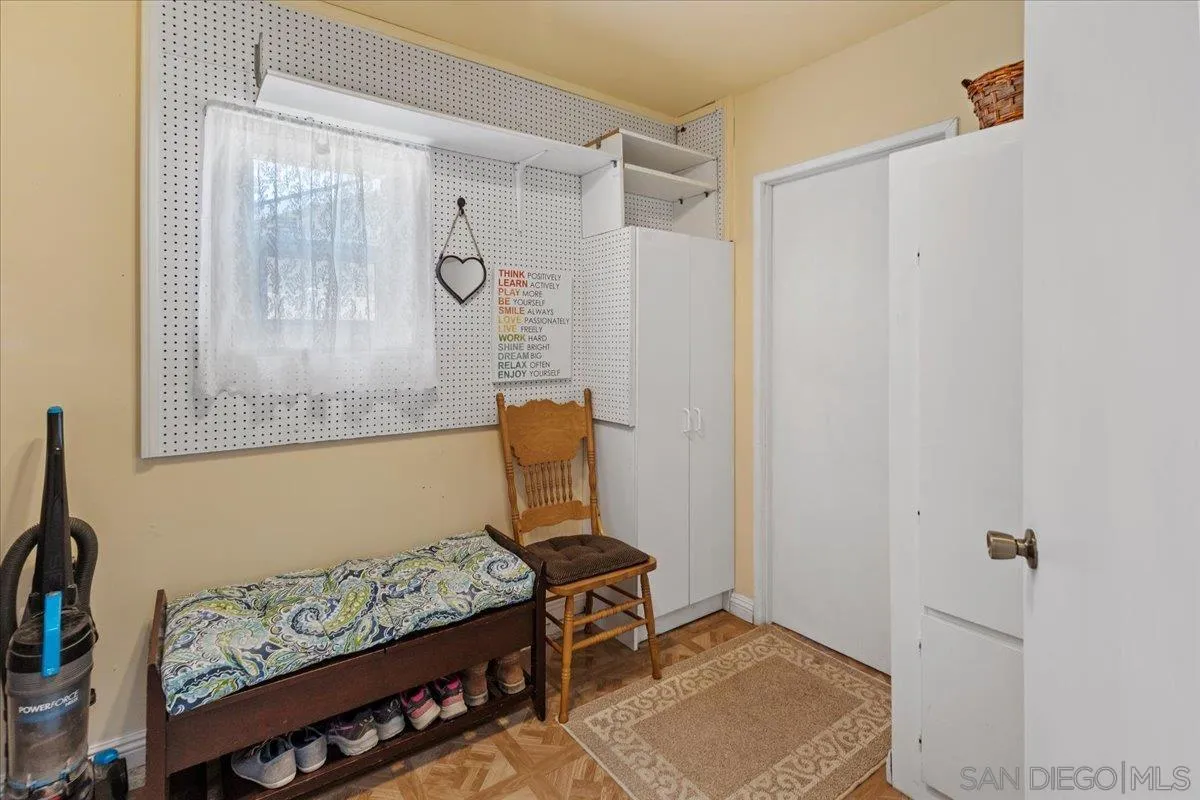https://cdn.realtyfeed.com/cdn/127/260007905/534e85dc696eda50b048bd960f155043.webp