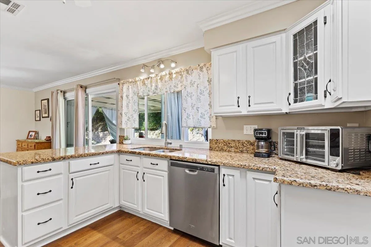 https://cdn.realtyfeed.com/cdn/127/260007905/70365f8467d532553dae62af63a52305.webp