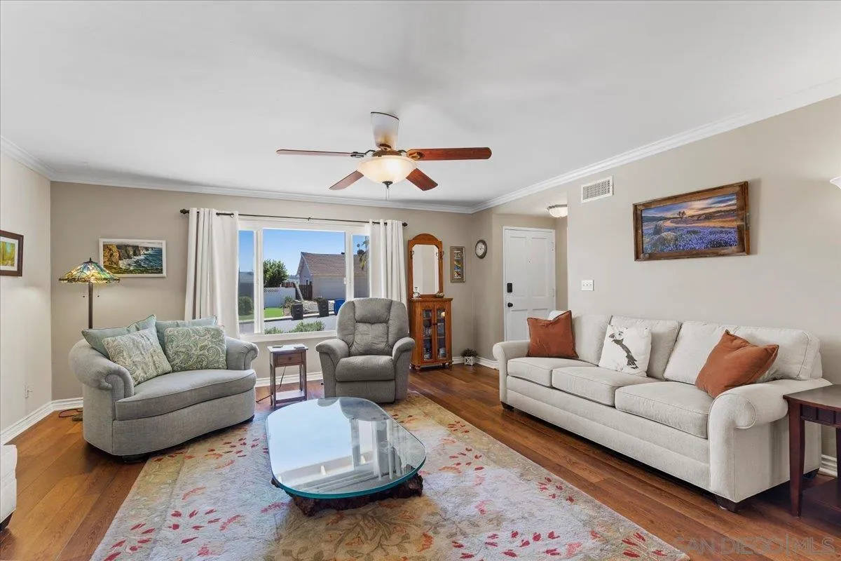 https://cdn.realtyfeed.com/cdn/127/260007905/f2b4ed3496c3723996e813bed2c1a984.webp
