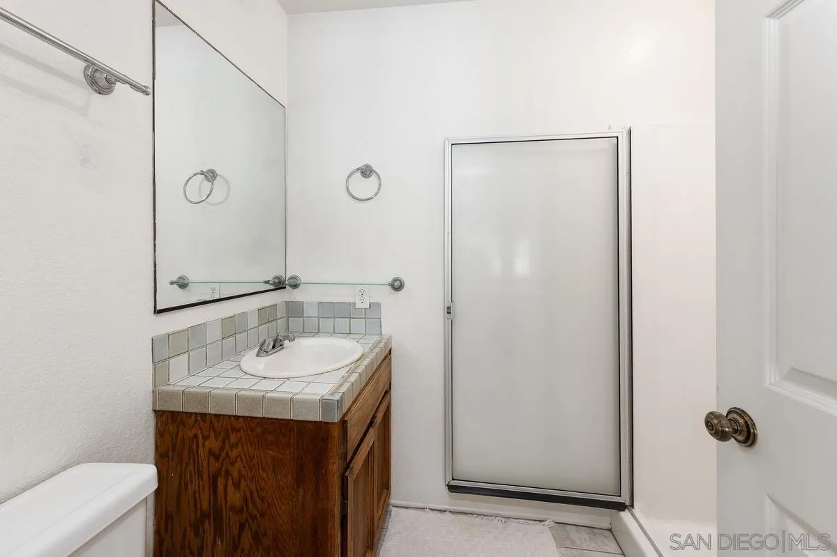 Photo #16: 260007907 Listing: Photo #16