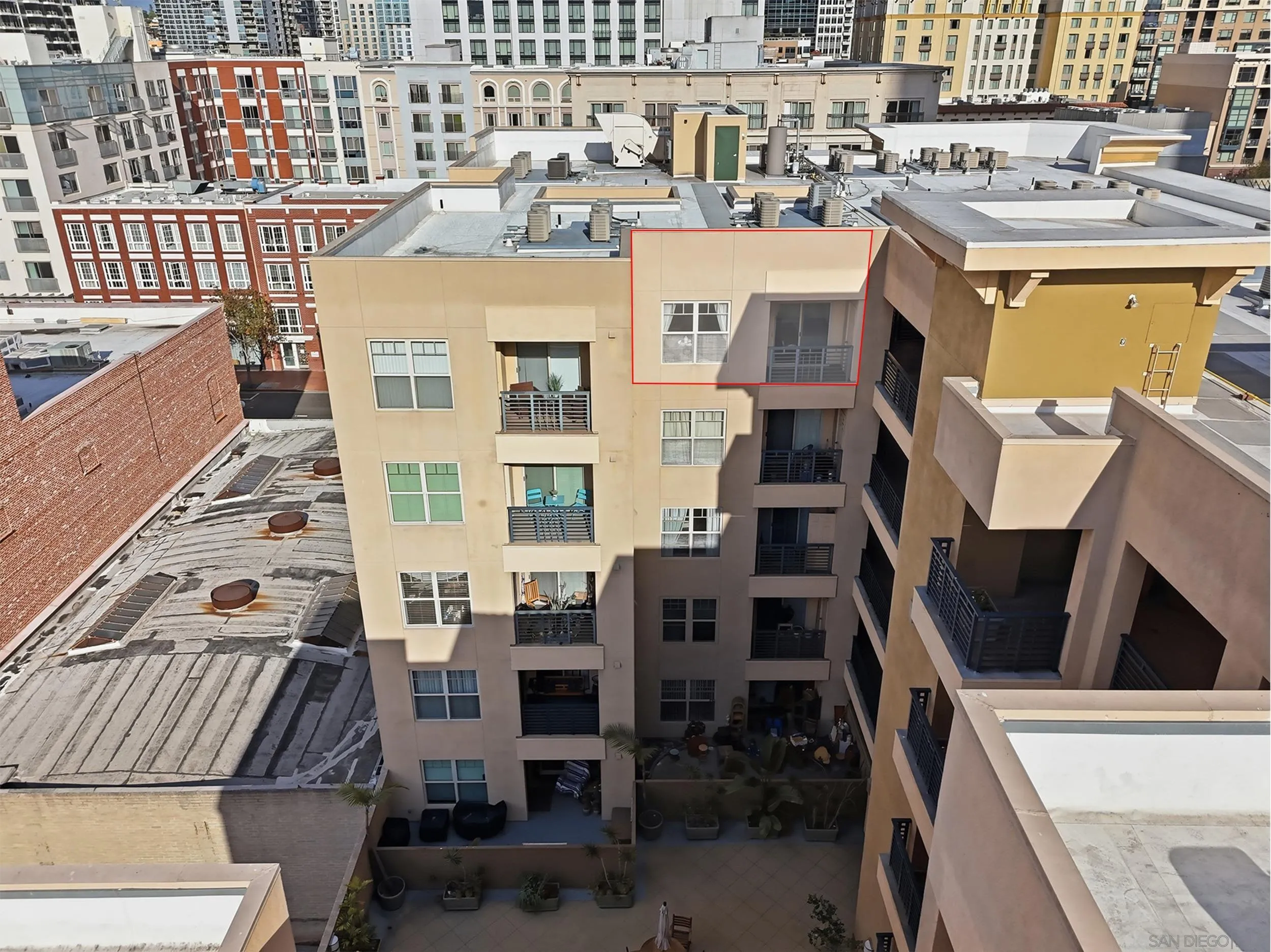 https://cdn.realtyfeed.com/cdn/127/260007909/410646da1c4ad3da09b5babf6dbfd619.webp