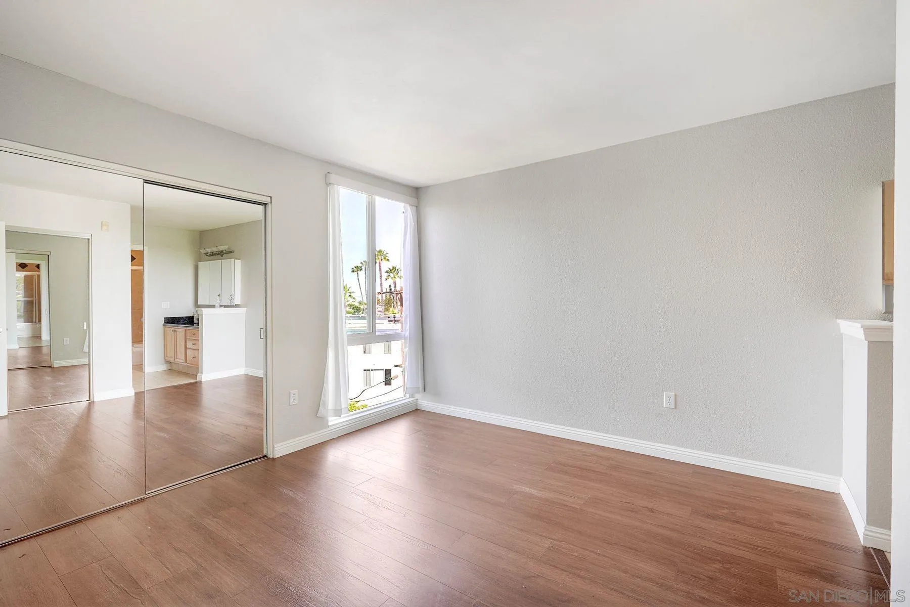 Photo #10: 260007910 Listing: Photo #10