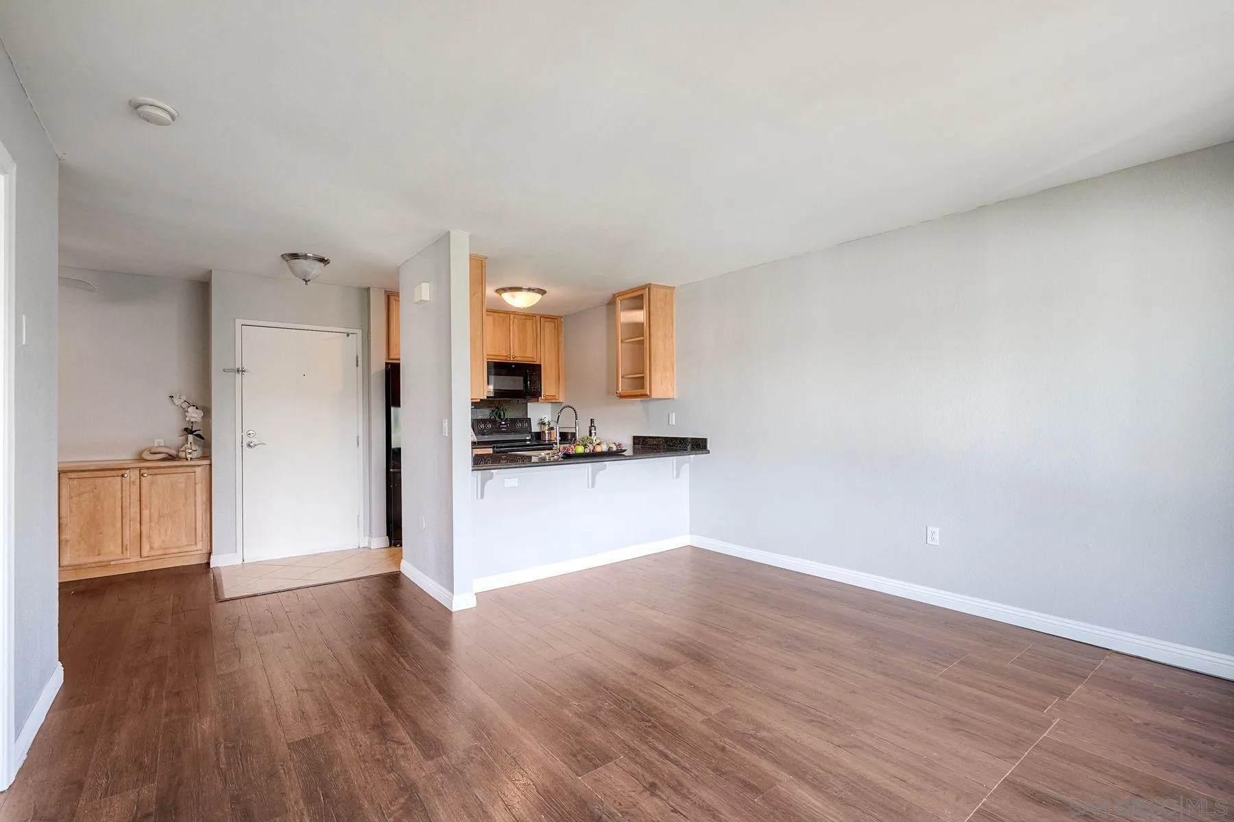 Photo #3: 260007910 Listing: Photo #3