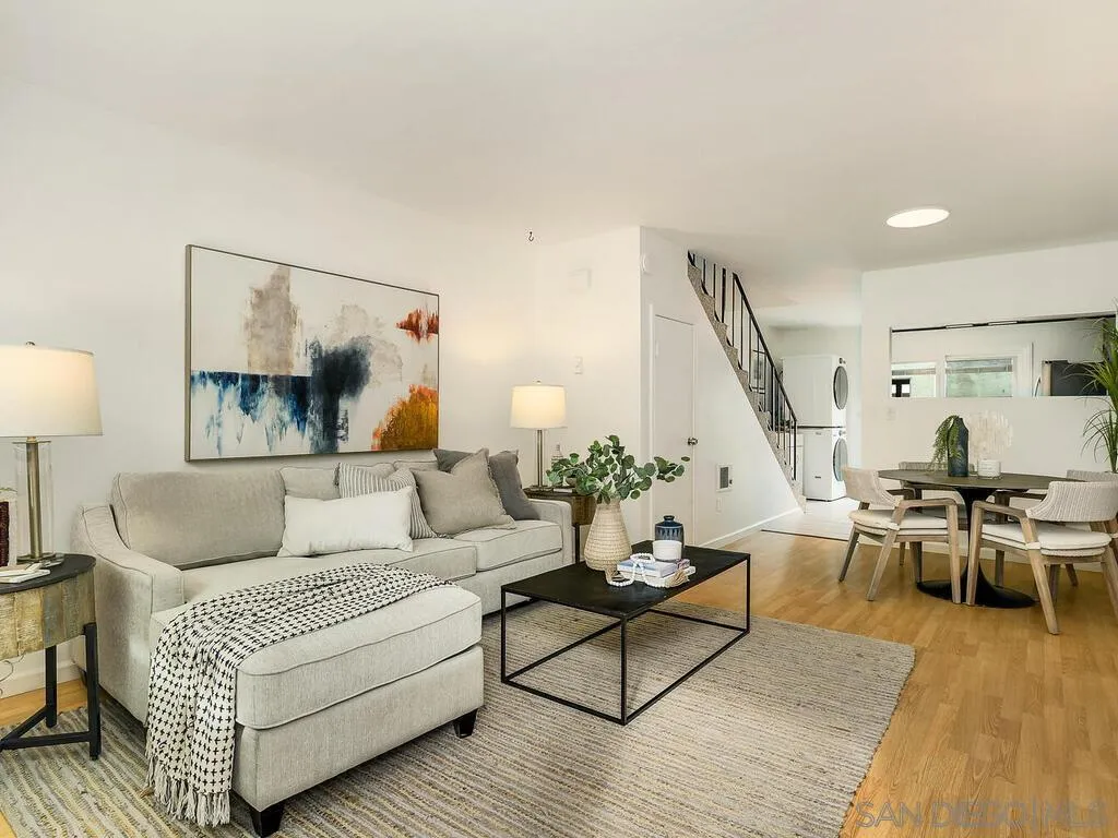 Photo #2: 260007913 Listing: Photo #2