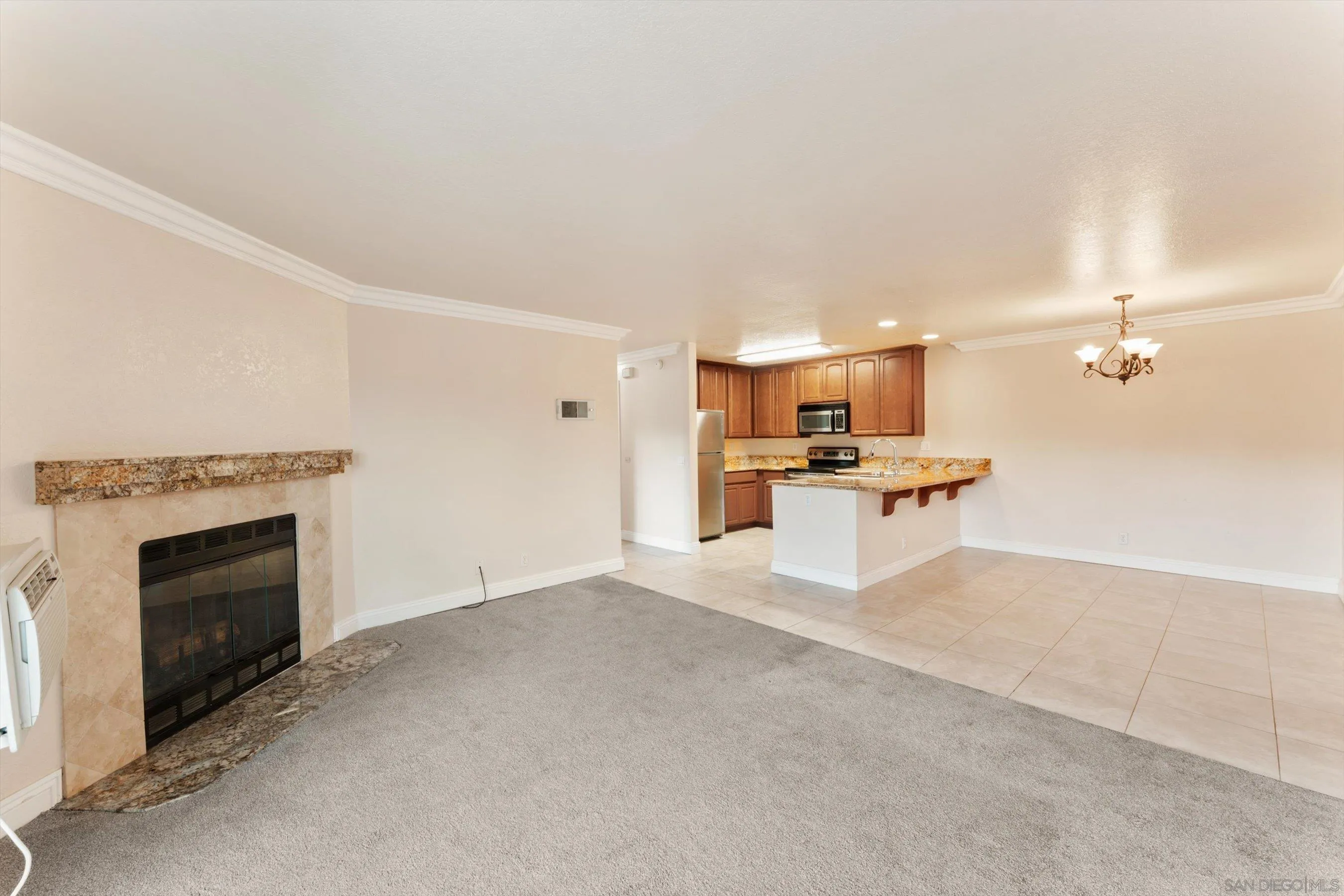 1075 Escondido Blvd UNIT 209, Escondido, CA, 92026