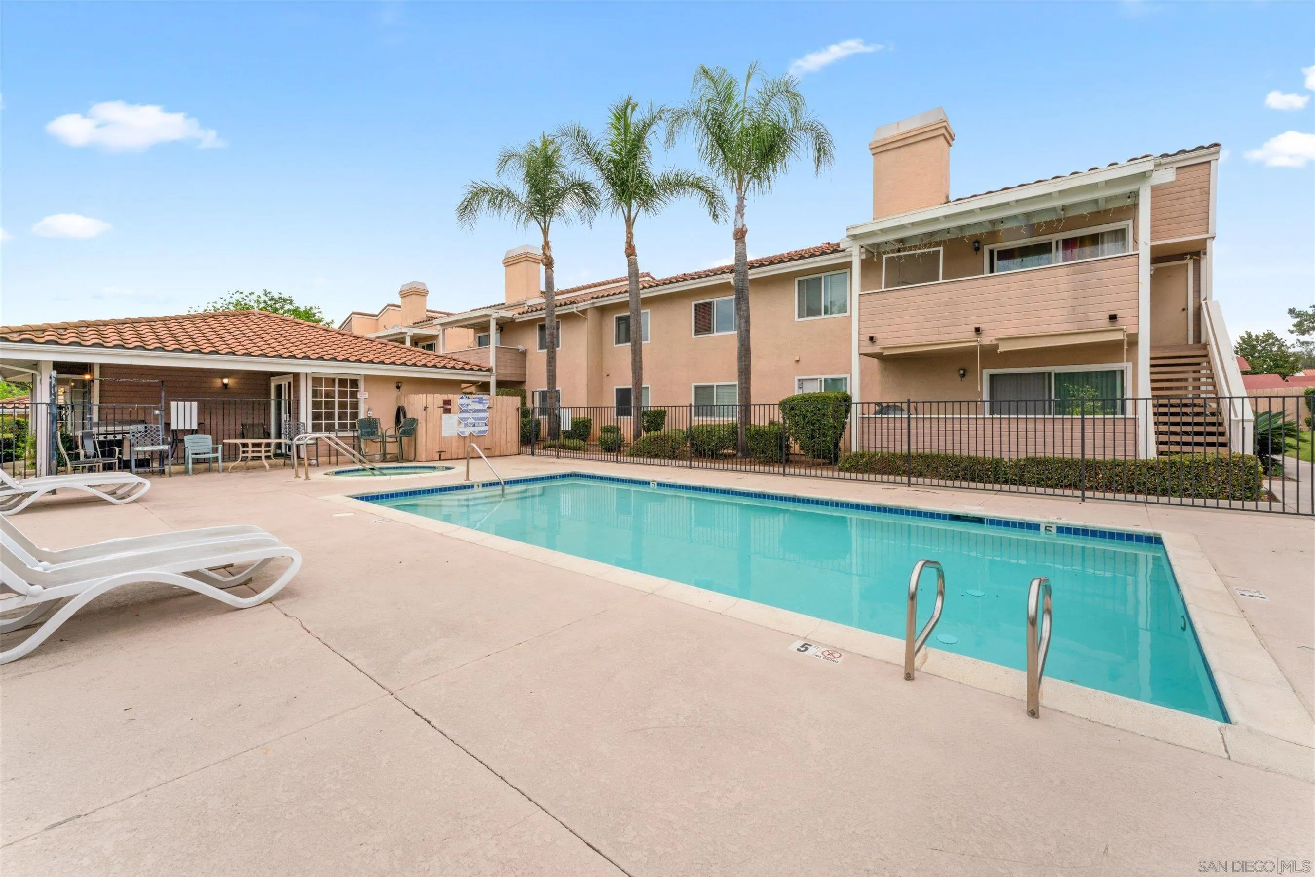 1075 Escondido Blvd UNIT 209, Escondido, CA, 92026