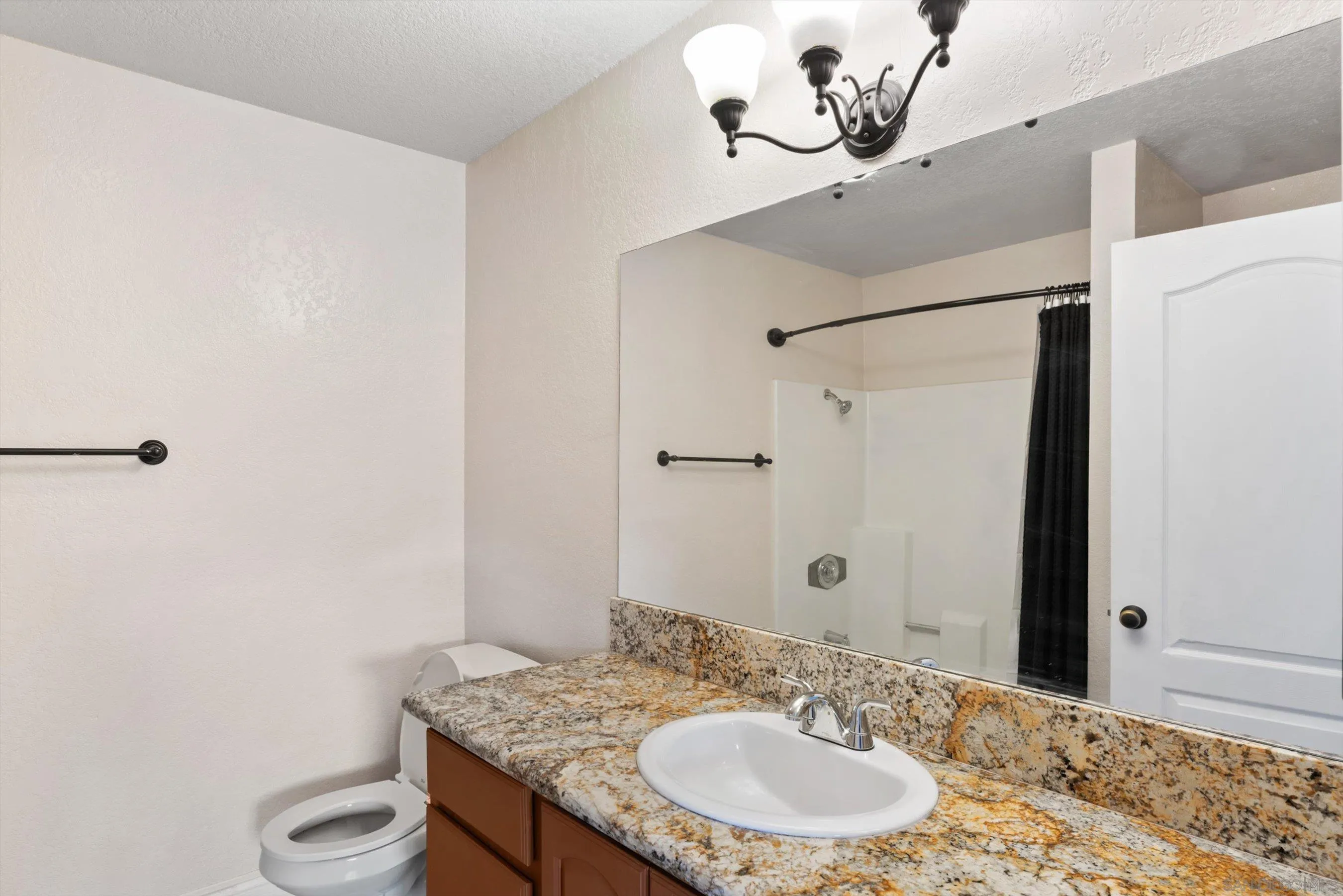 1075 Escondido Blvd UNIT 209, Escondido, CA, 92026
