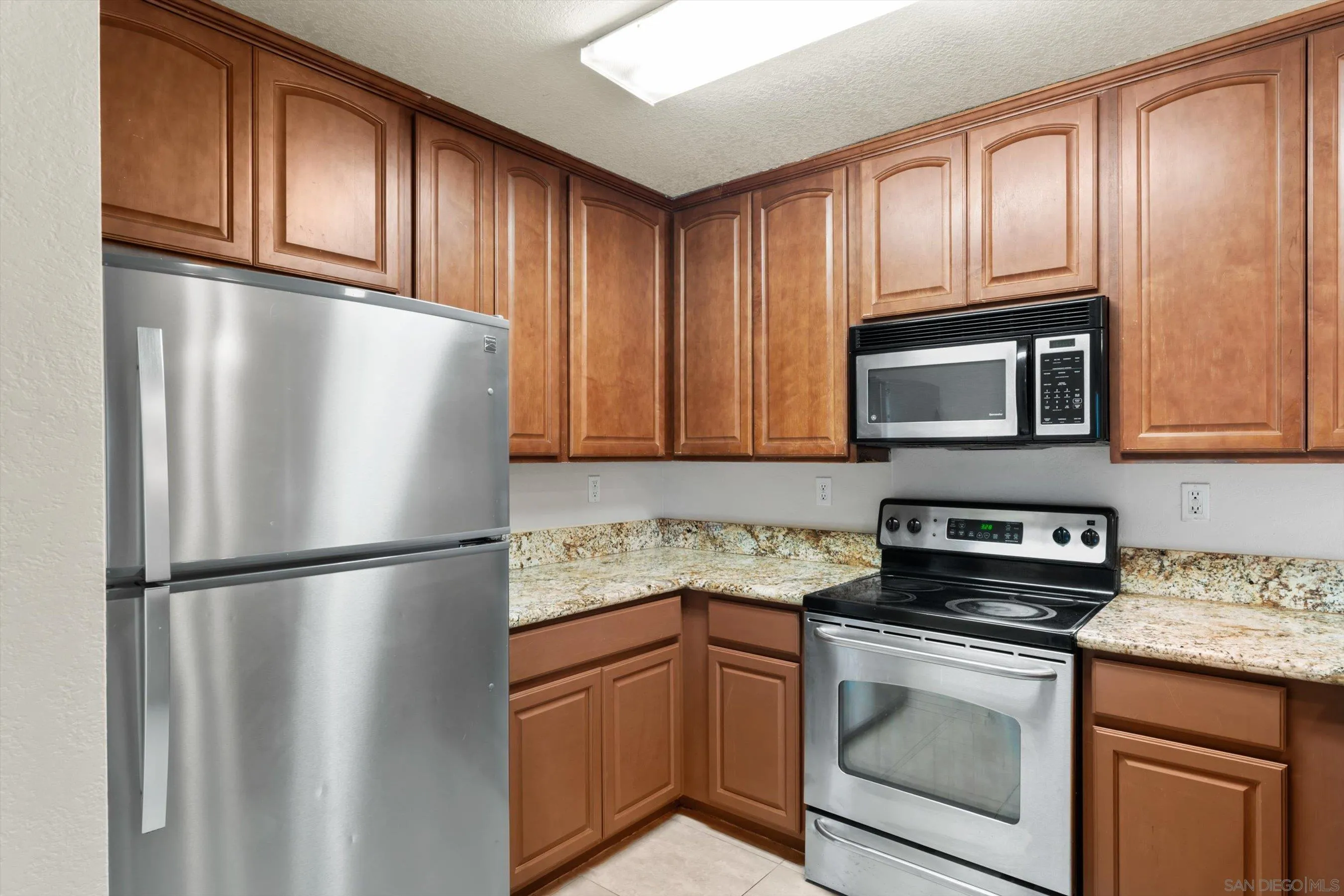 1075 Escondido Blvd UNIT 209, Escondido, CA, 92026