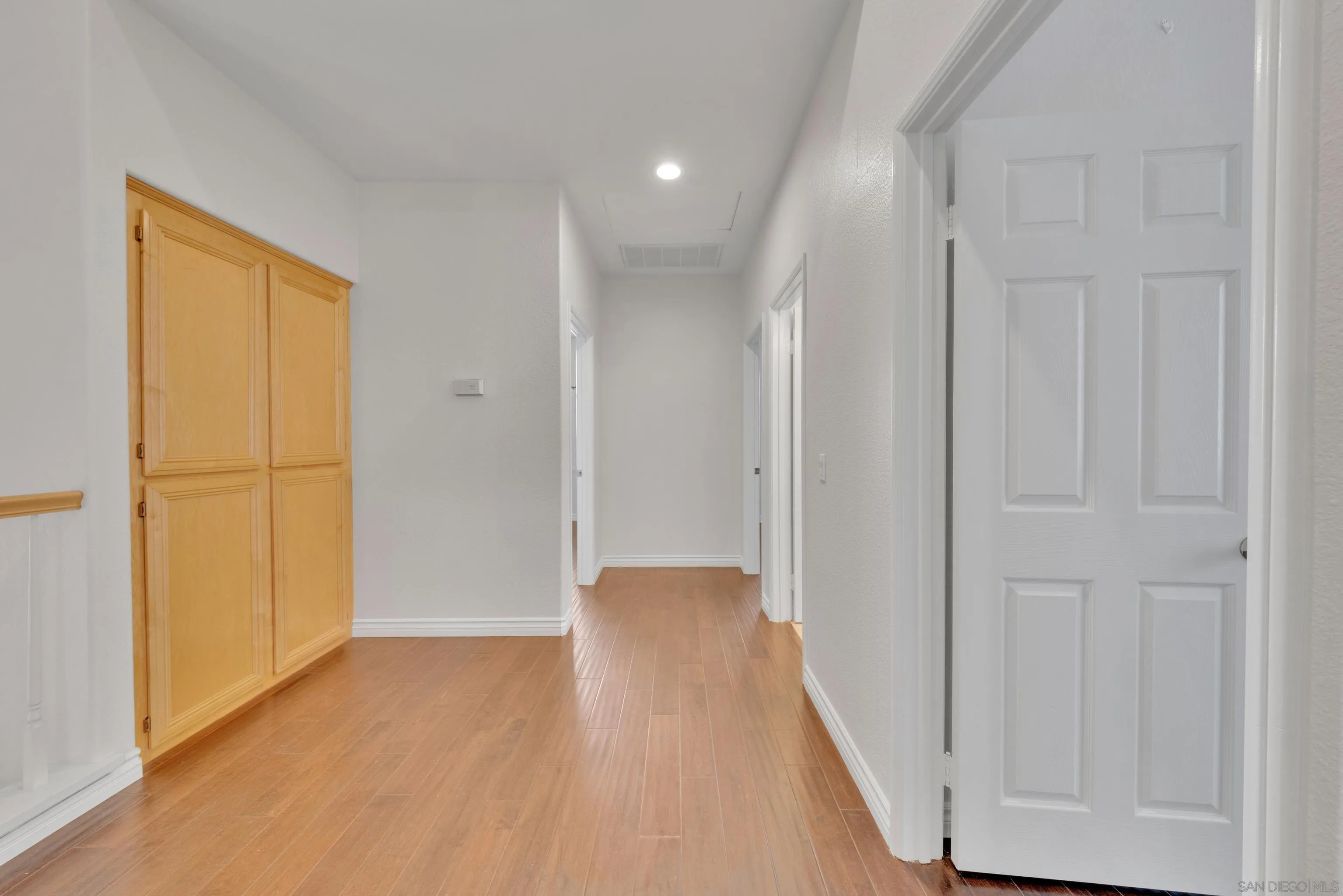 https://cdn.realtyfeed.com/cdn/127/260007920/2e0ebc6a0da3aed7ac6015fabab5b918.webp