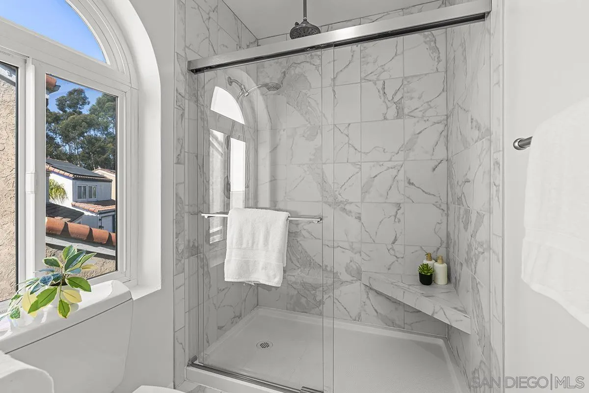 https://cdn.realtyfeed.com/cdn/127/260007925/208af6d61ef958e8938da5d923df2706.webp