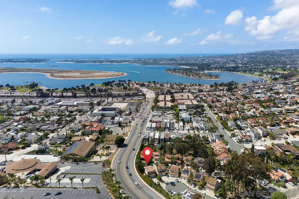 https://cdn.realtyfeed.com/cdn/127/260007925/2fe1e9de28ba7312a893a486bf566e00.webp