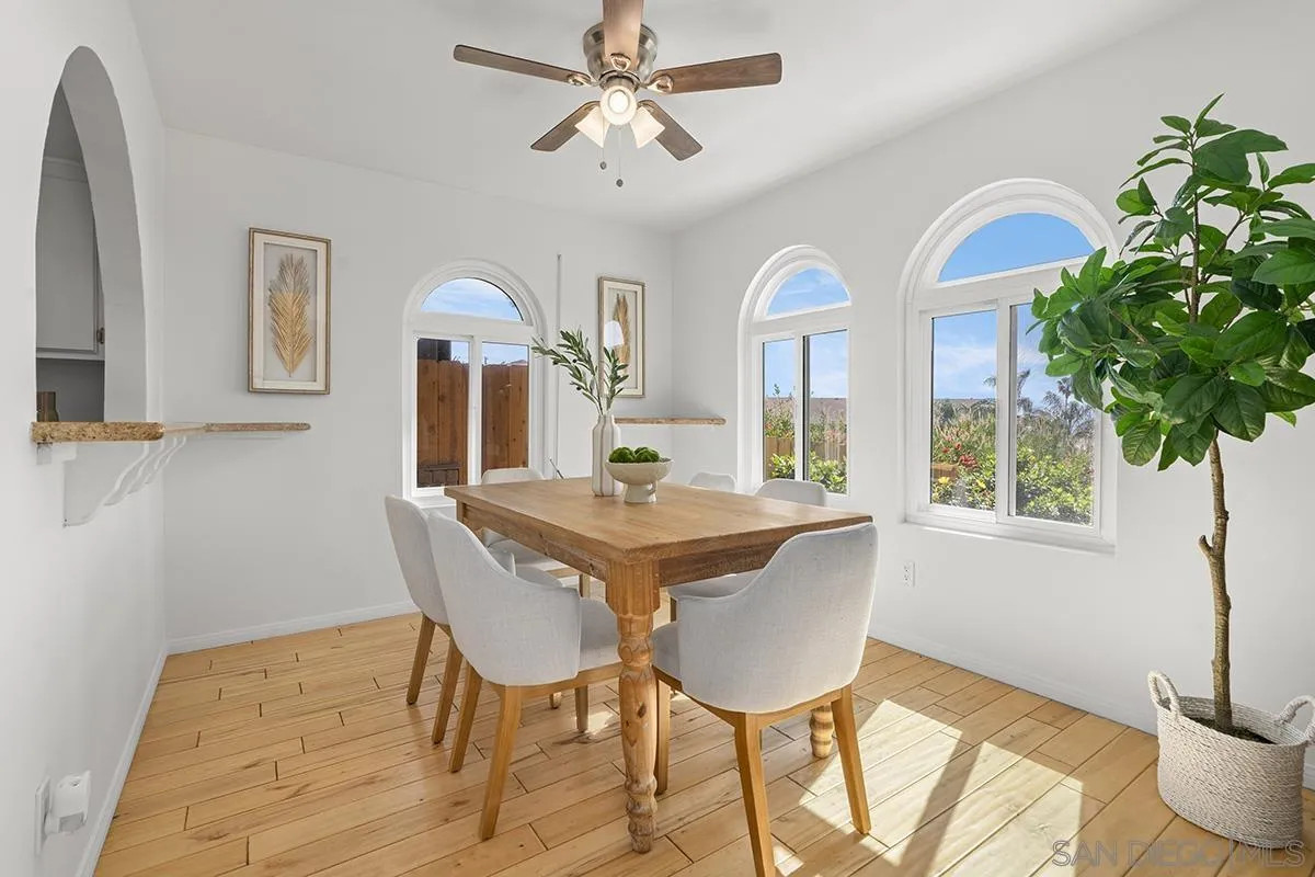 https://cdn.realtyfeed.com/cdn/127/260007925/5be9f02f9024bf379e5c468ae5622eeb.webp