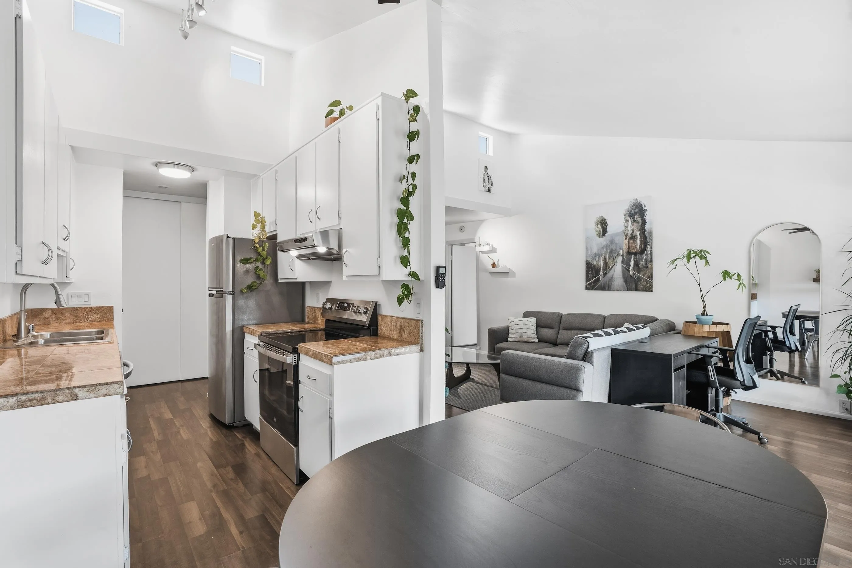 https://cdn.realtyfeed.com/cdn/127/260007927/8633d643a95e6309bb9655e4a5163dd9.webp