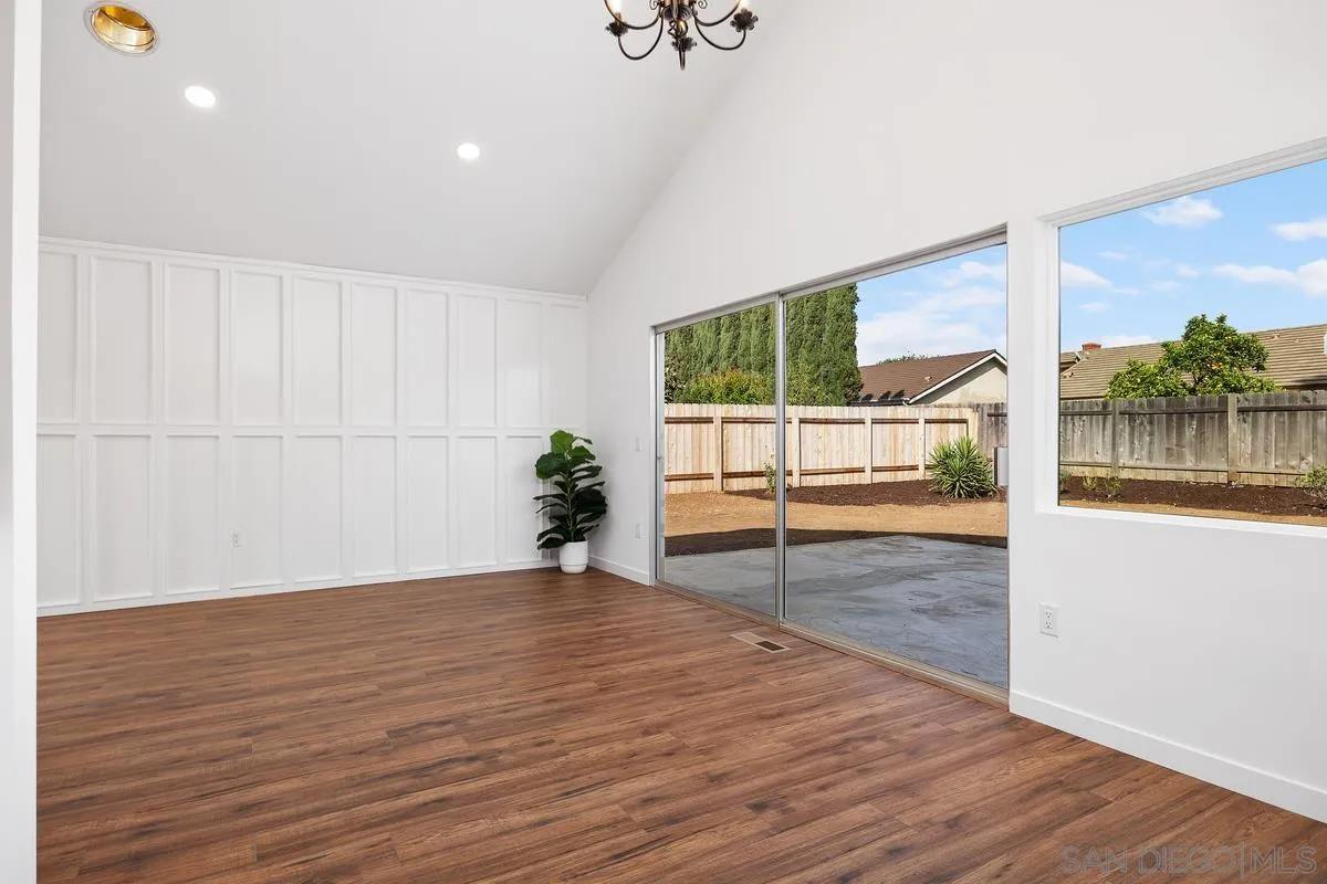 https://cdn.realtyfeed.com/cdn/127/260007930/85aeaccde5e70300a401221badc9158f.webp
