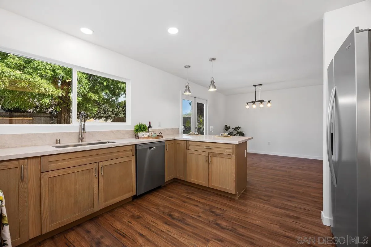 https://cdn.realtyfeed.com/cdn/127/260007930/ab3089f043377a4888194026c6af9984.webp