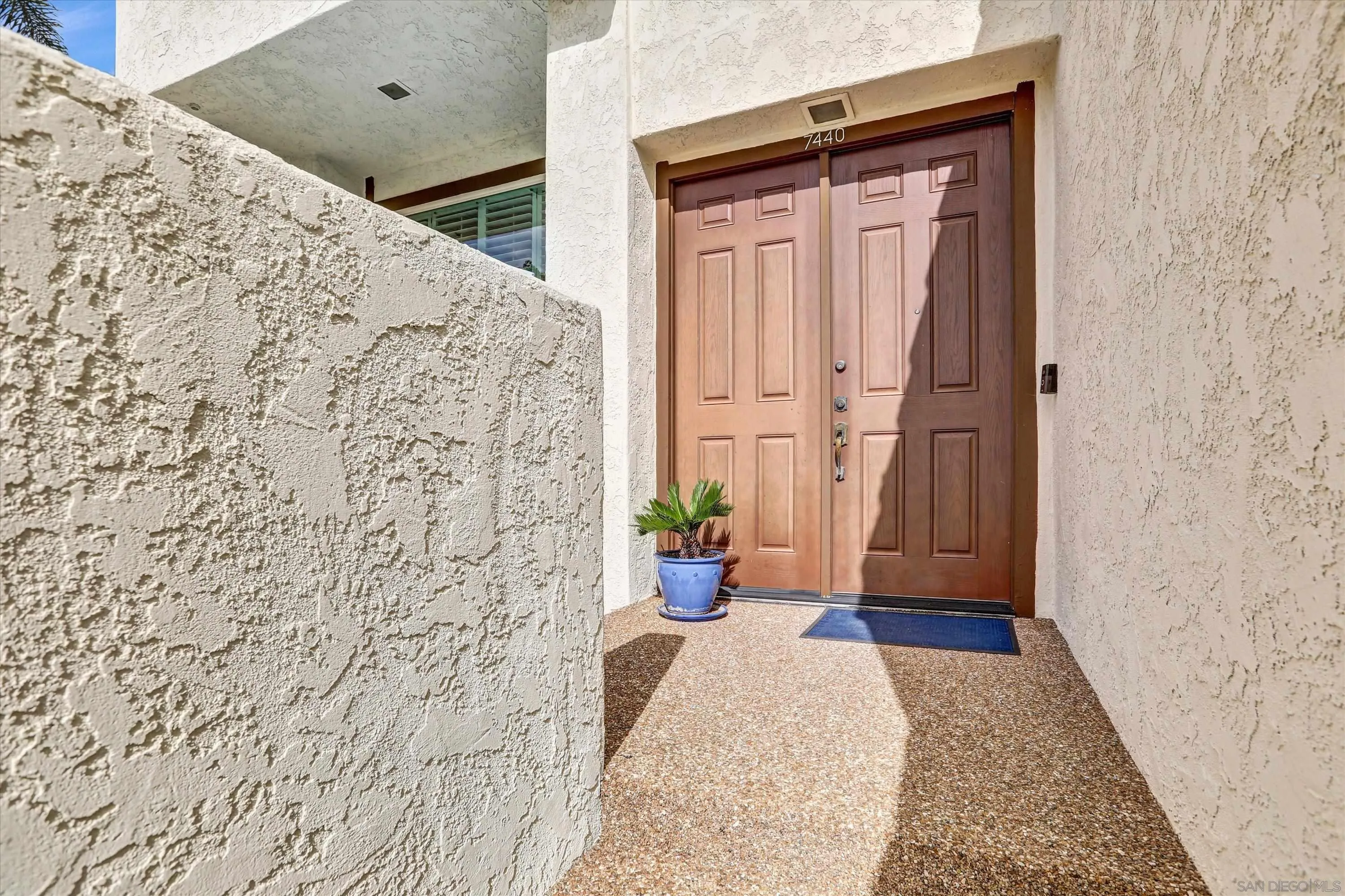 https://cdn.realtyfeed.com/cdn/127/260007935/6f74ee18e2306226a75555d22ef62546.webp