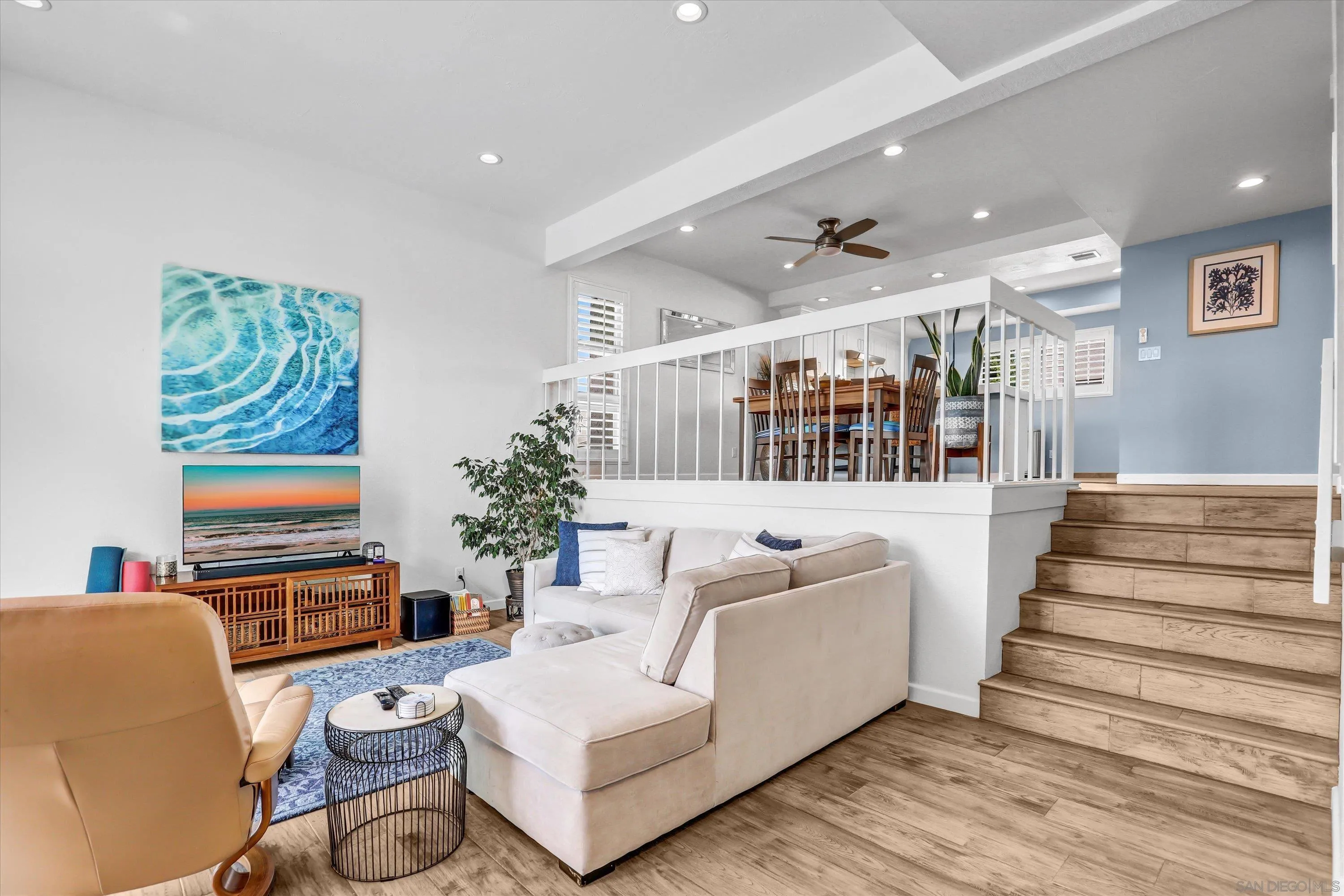 https://cdn.realtyfeed.com/cdn/127/260007935/d109f49d9c7dc54c5f3b46fee03944a3.webp