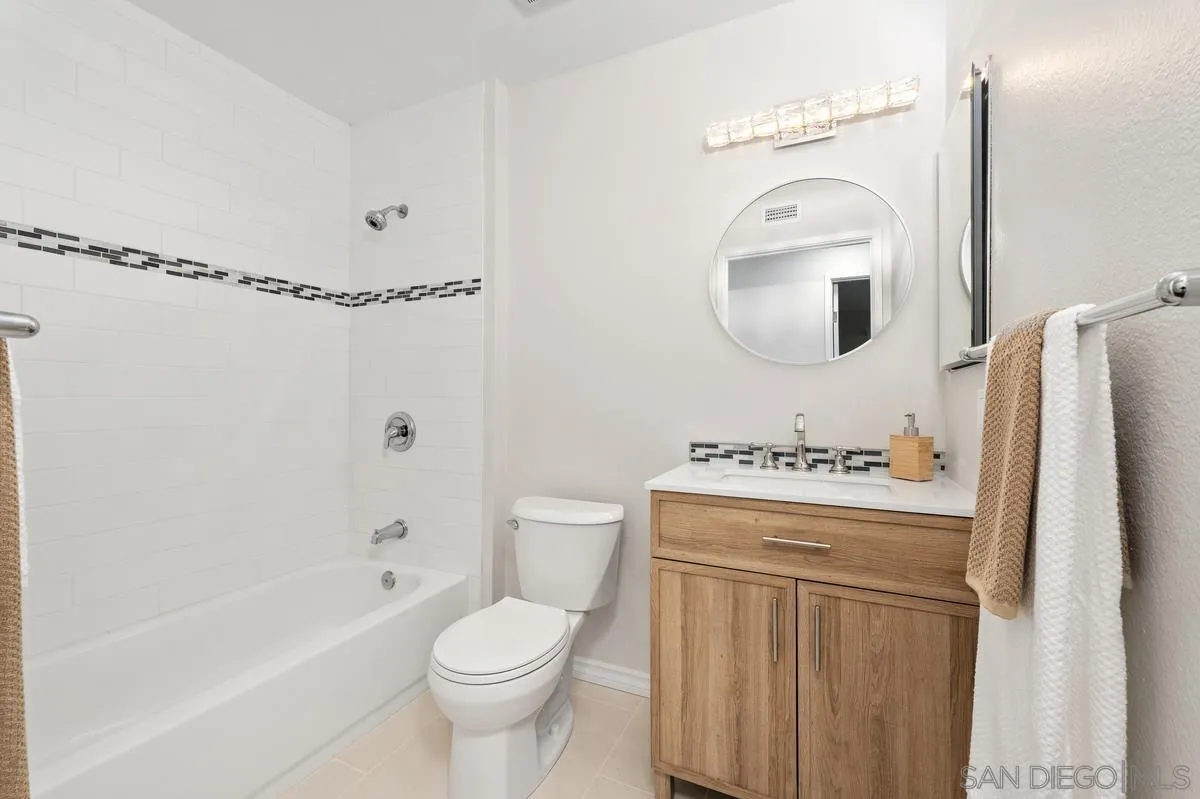 Photo #35: 260007938 Listing: Photo #35