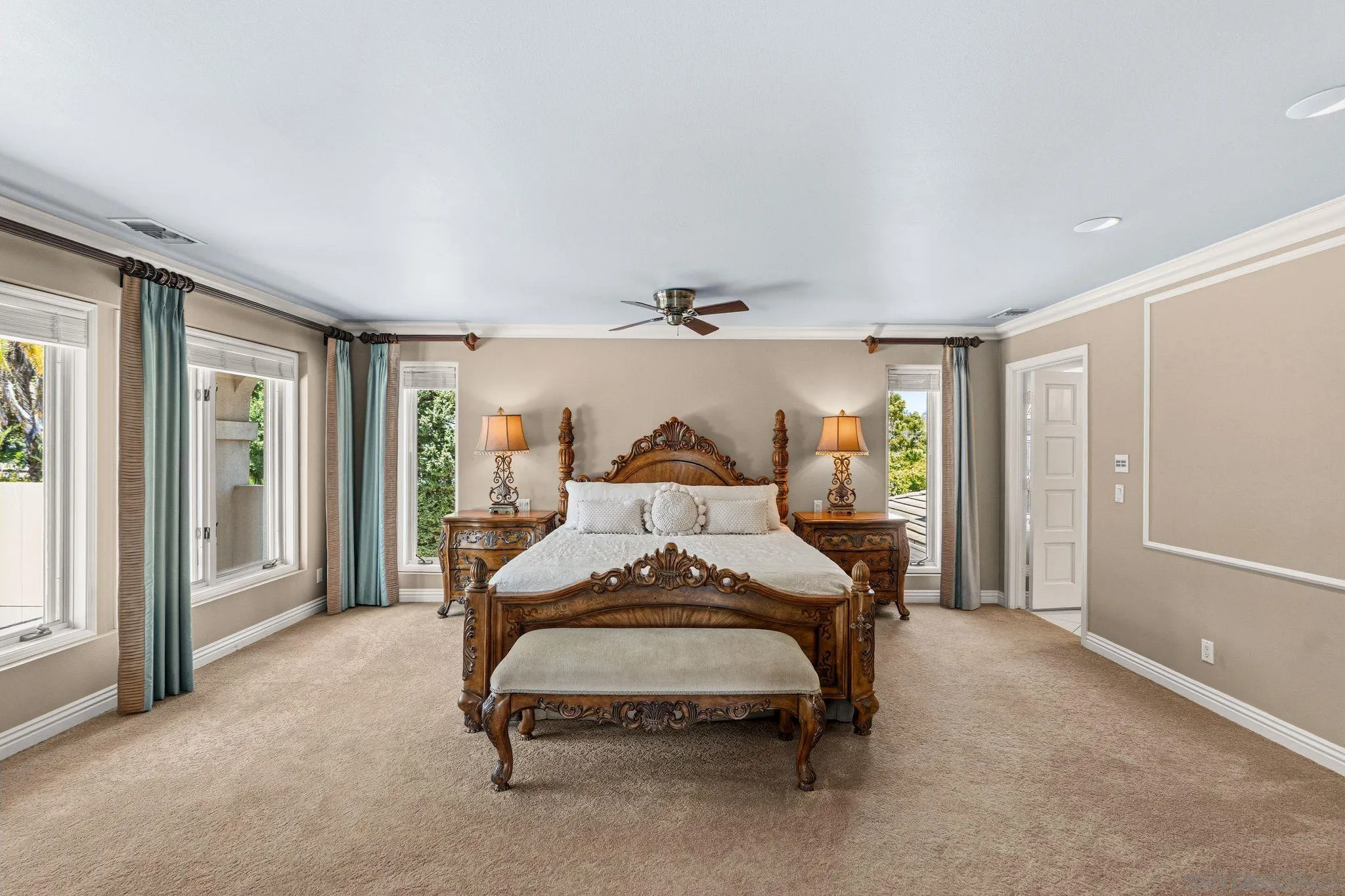 https://cdn.realtyfeed.com/cdn/127/260007940/2c7e147828e70d2fdfdf38177f4a7186.webp