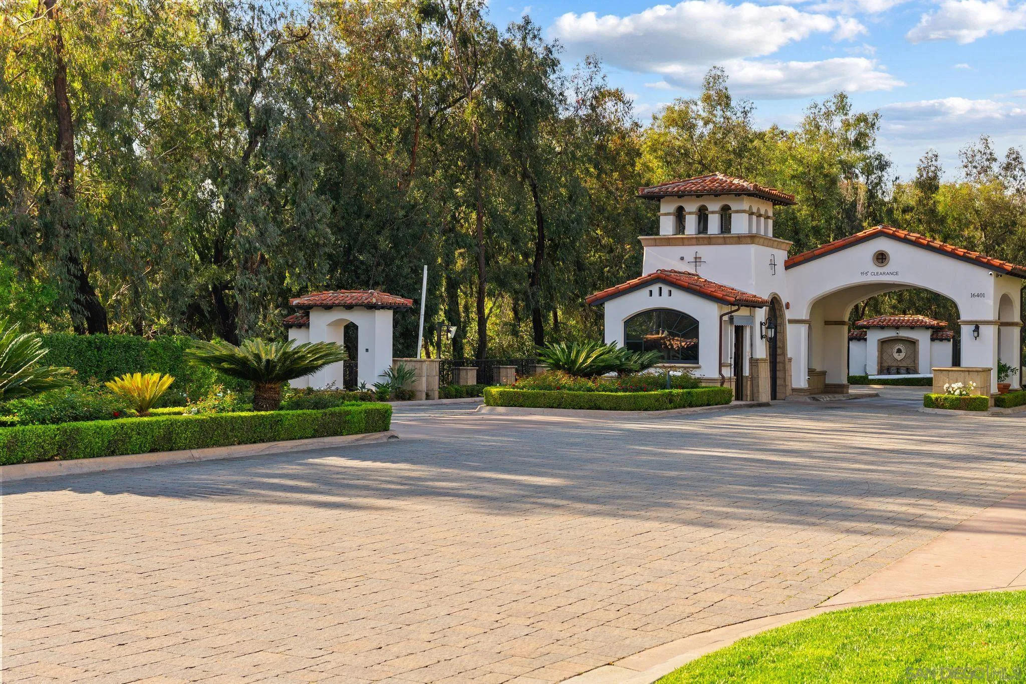 https://cdn.realtyfeed.com/cdn/127/260007940/94f01b1aba0603f94ed951d5eb715bdd.webp