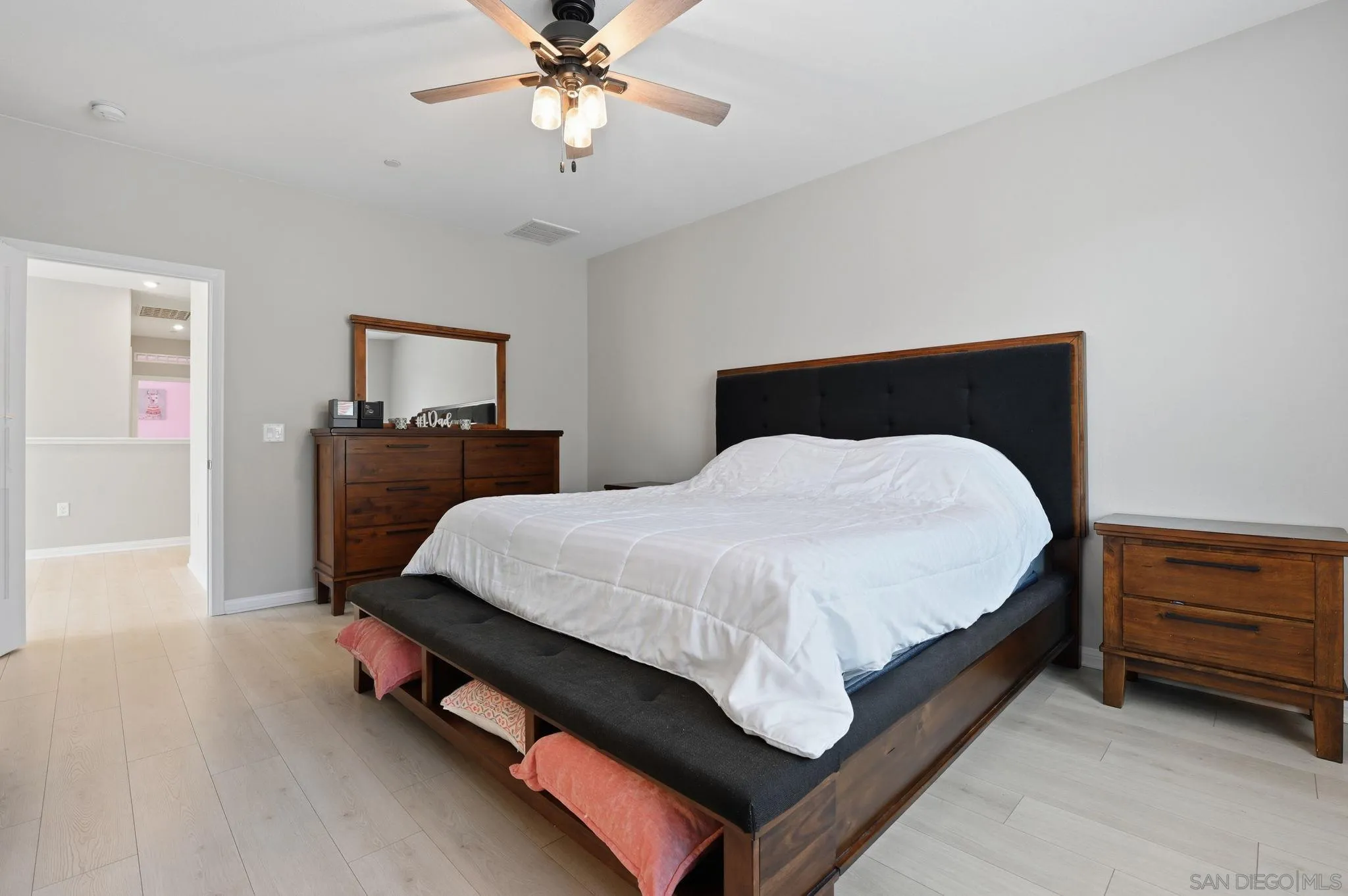 https://cdn.realtyfeed.com/cdn/127/260007942/6208da612d0fc5d8c201809acce8441f.webp