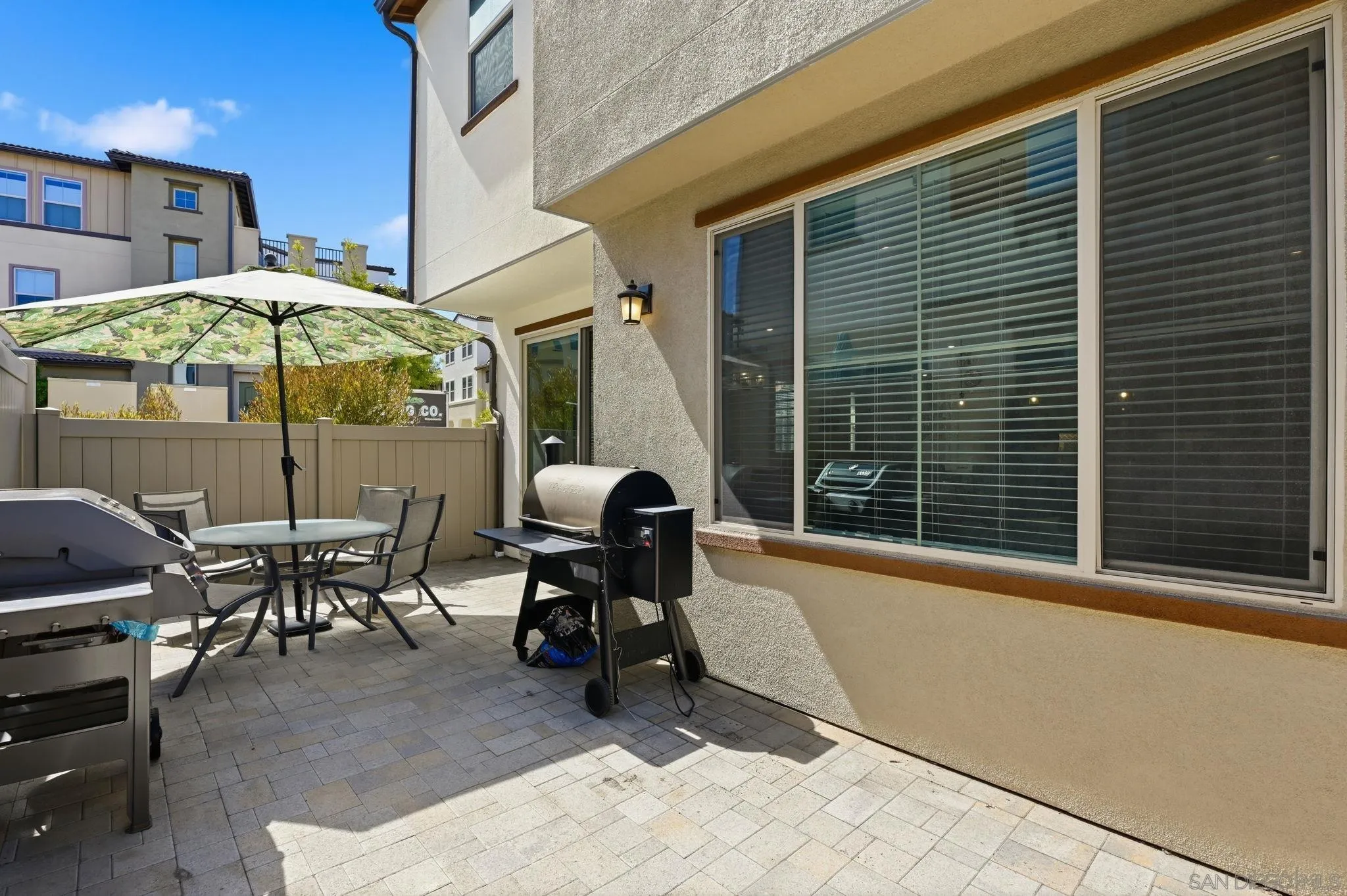 https://cdn.realtyfeed.com/cdn/127/260007942/f0ca9e056029609c6584ec9aaea97c3f.webp