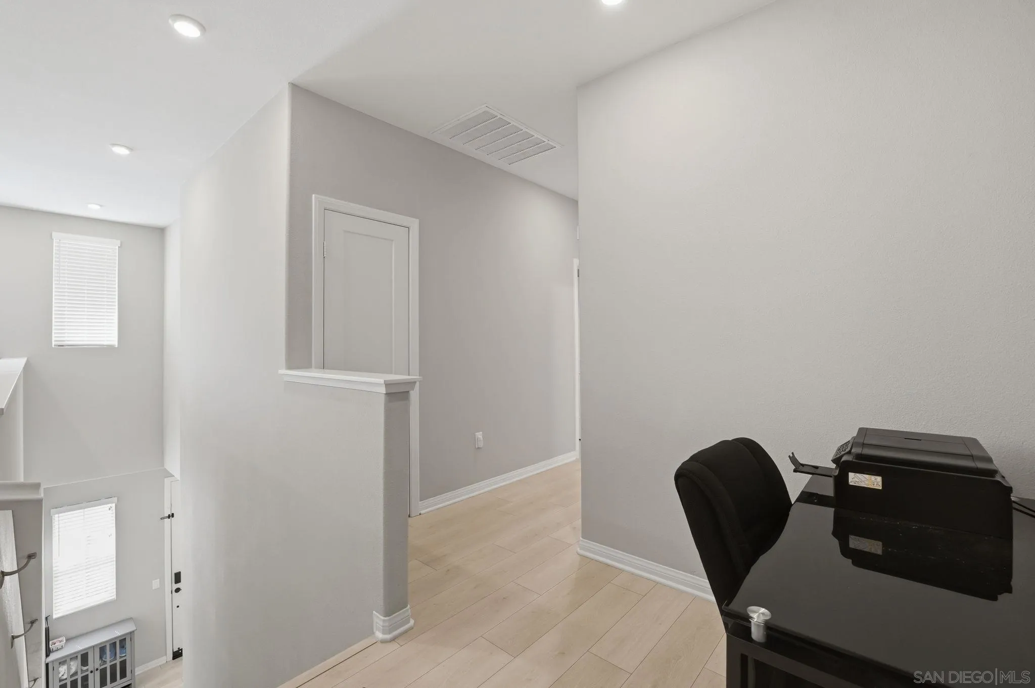 https://cdn.realtyfeed.com/cdn/127/260007942/fb62ee935655791a1501122fb23c41b4.webp