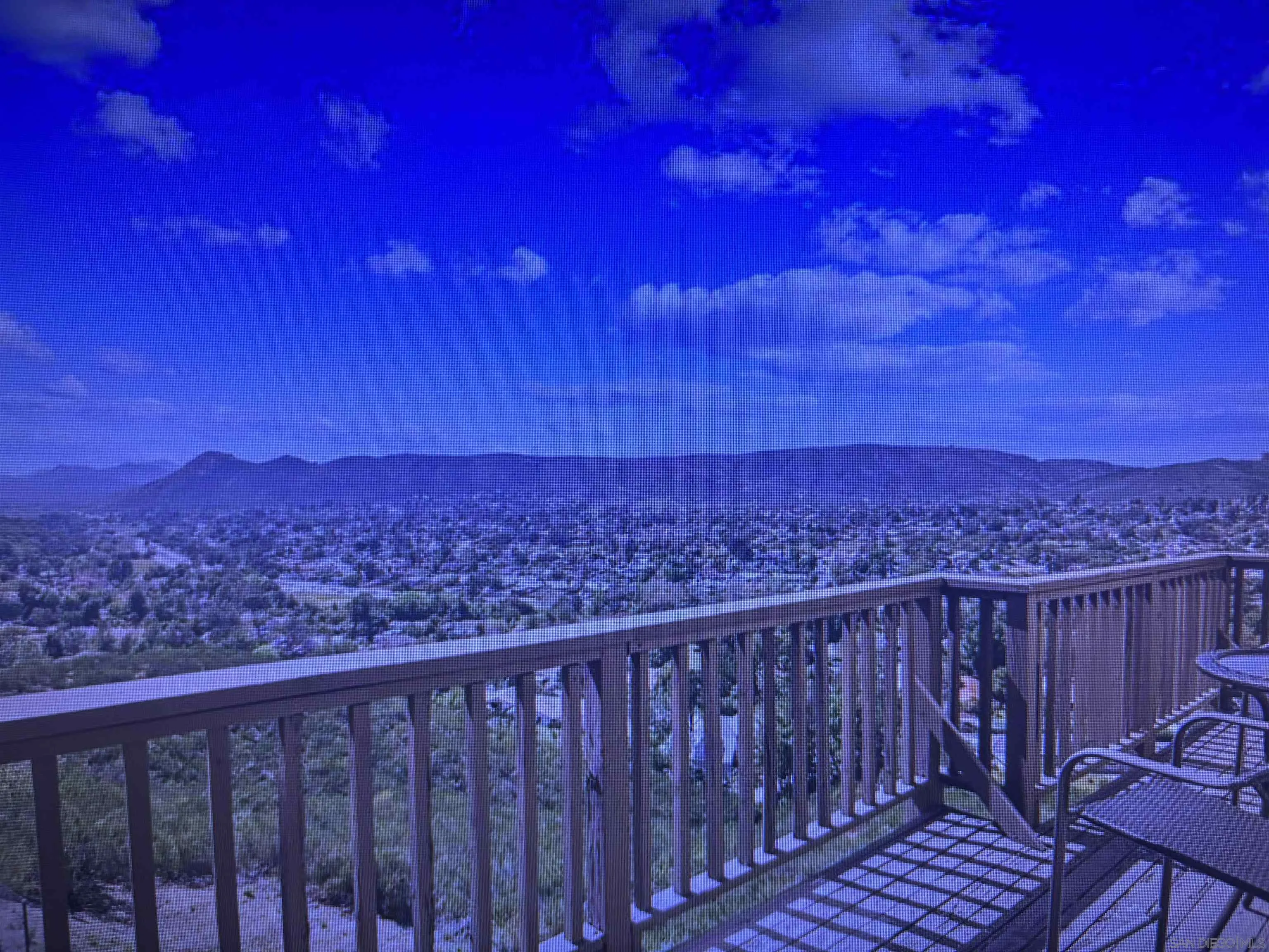 https://cdn.realtyfeed.com/cdn/127/260007944/b3c98379c99c971b2a3cc70f4a553cf5.webp