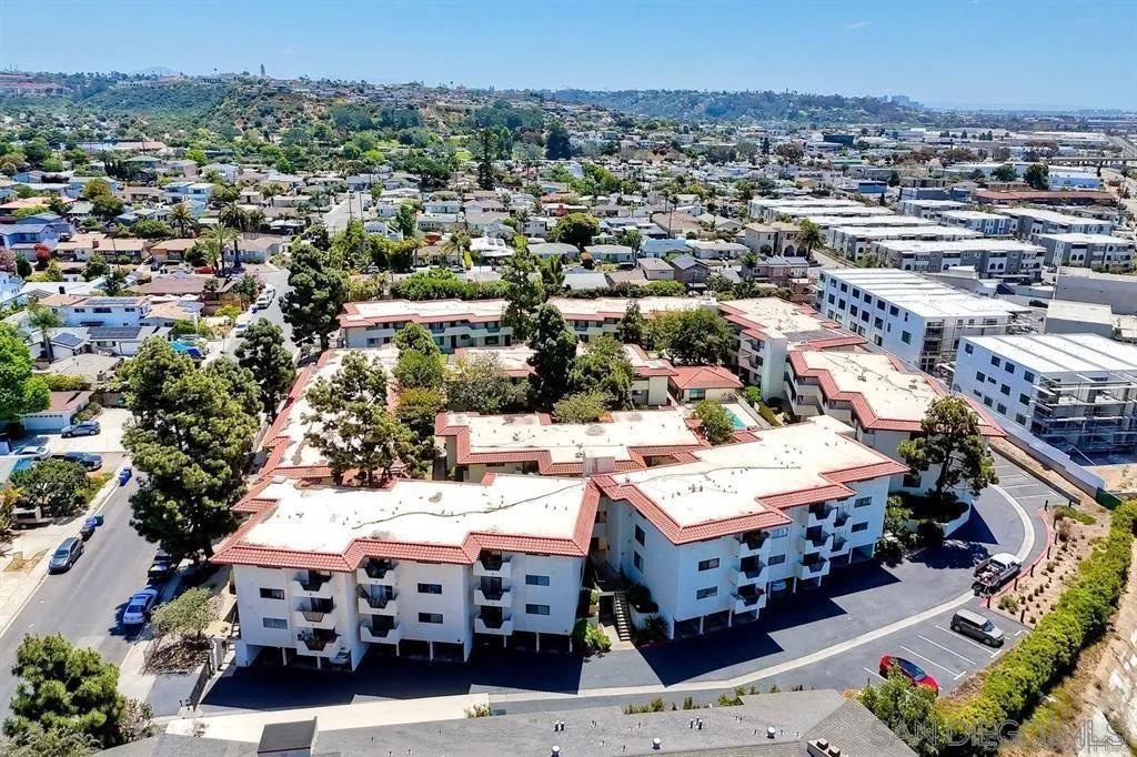 https://cdn.realtyfeed.com/cdn/127/260007947/14b28dd04066c5175ec1df81d281791a.webp