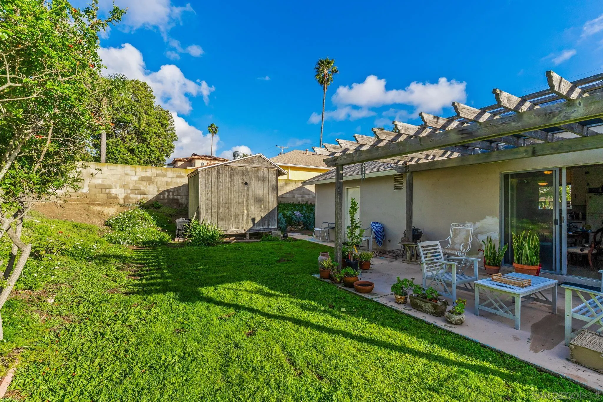 https://cdn.realtyfeed.com/cdn/127/260007951/6db074b2735eb346d45212e17cc85e86.webp
