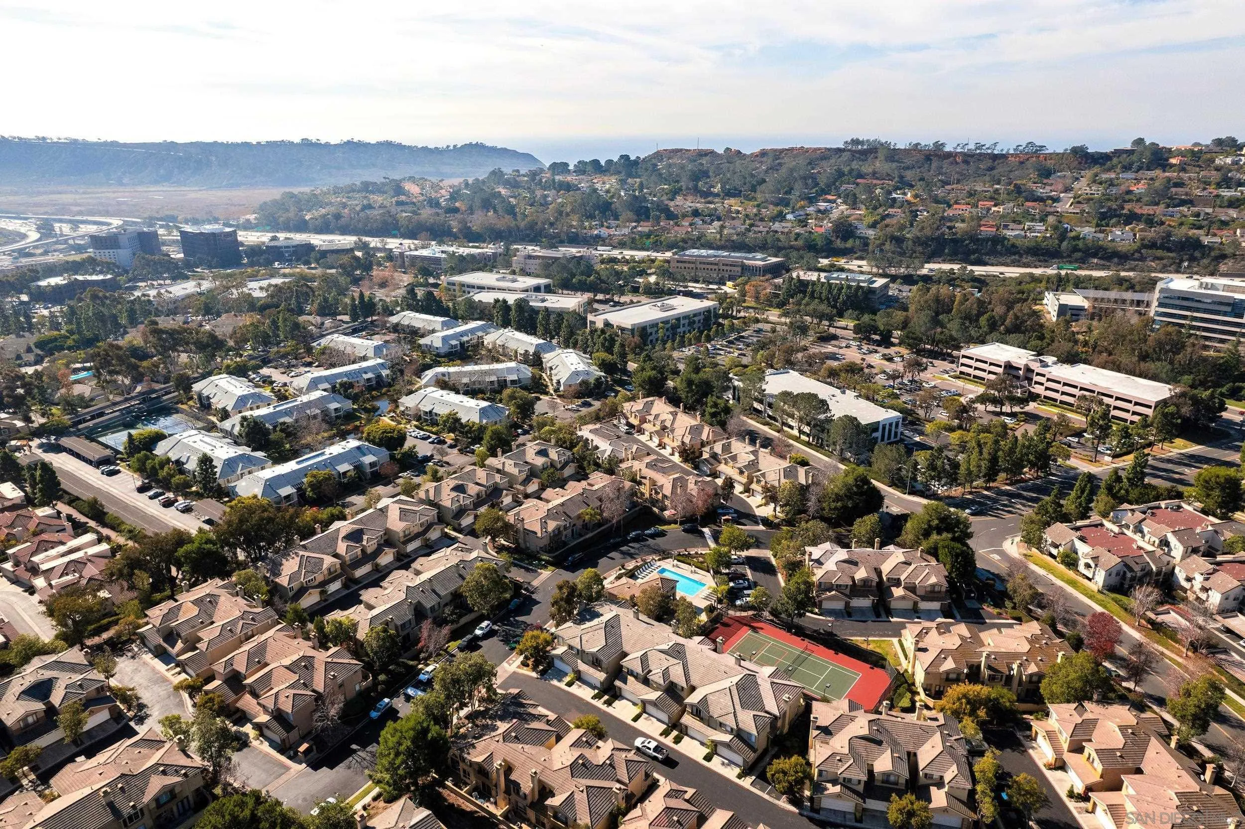 https://cdn.realtyfeed.com/cdn/127/260007952/2c6d7a4d8987e5a26fb2130aee44661d.webp