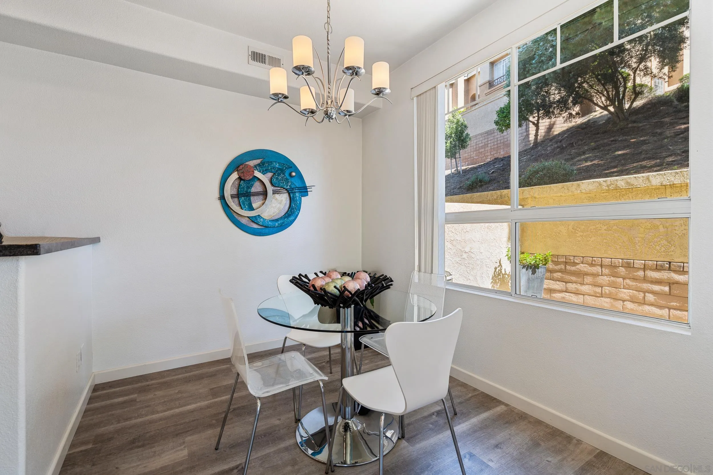 https://cdn.realtyfeed.com/cdn/127/260007952/562a07a09811694823bdb0eeb0c46508.webp
