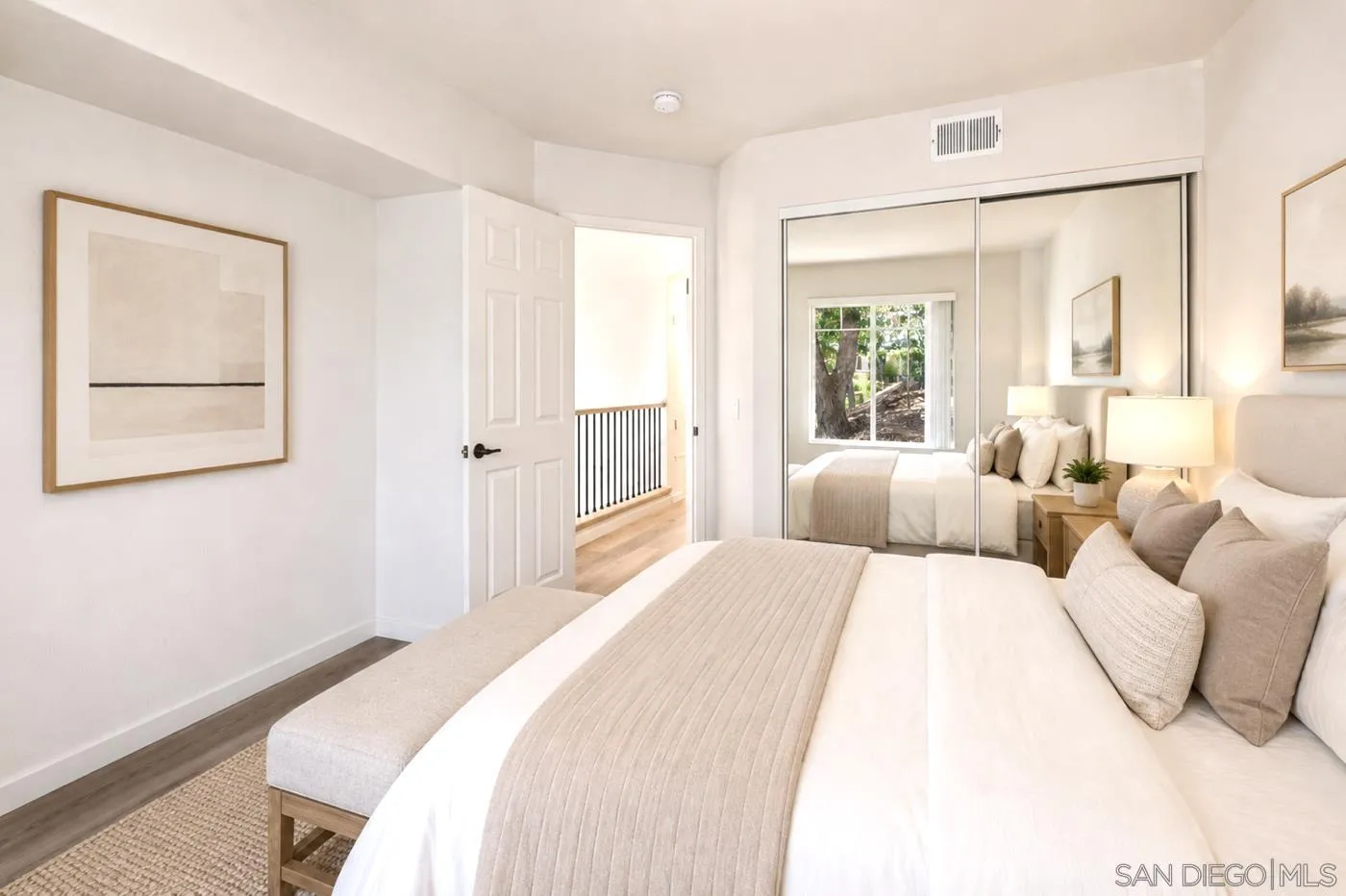 https://cdn.realtyfeed.com/cdn/127/260007952/6ff4c1efe1c1d0d99e9b7096c417c976.webp