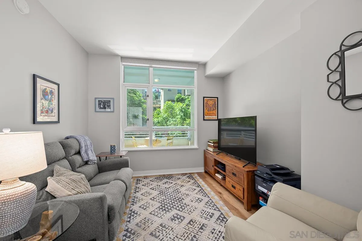 https://cdn.realtyfeed.com/cdn/127/260007957/15217d53fdf0c1e52901088b25b98806.webp