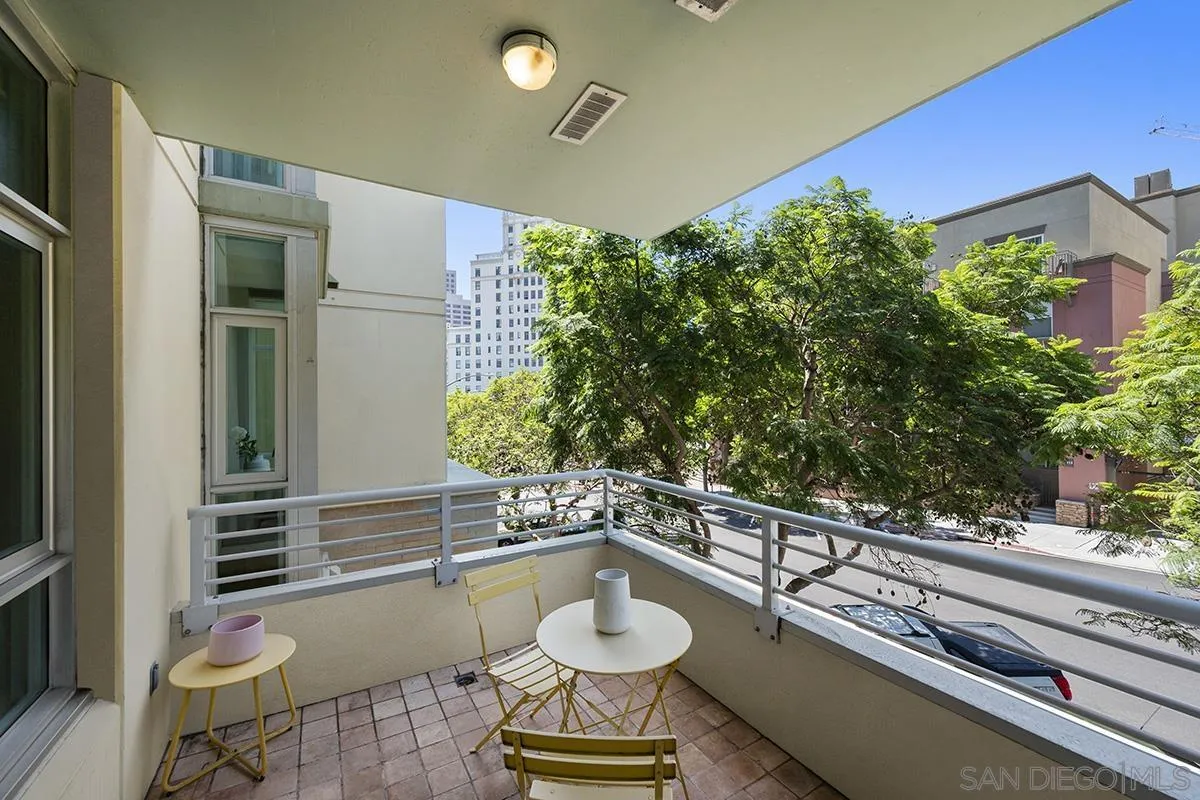 https://cdn.realtyfeed.com/cdn/127/260007957/33b7445083acd68ae0c6208e49da5c62.webp