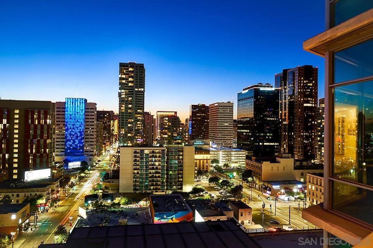 https://cdn.realtyfeed.com/cdn/127/260007961/3064afec7ead0245197d84d2181a9d69.webp