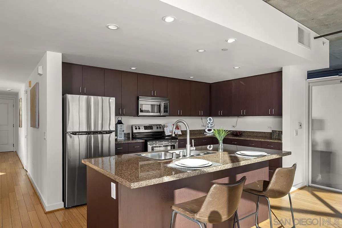 Photo #21: 260007961 Listing: Photo #21