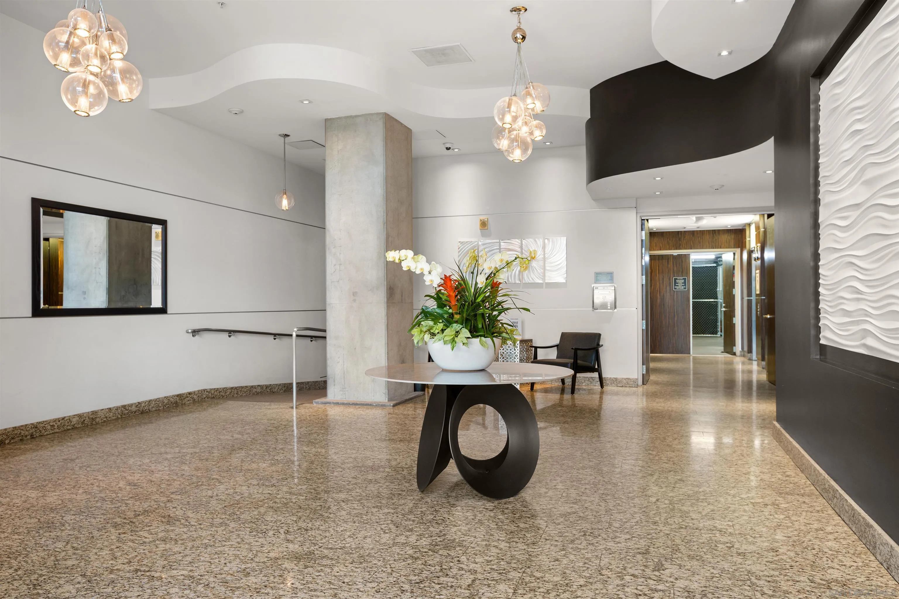 https://cdn.realtyfeed.com/cdn/127/260007961/9643d8f8621f7d8639819dfccfe9d253.webp