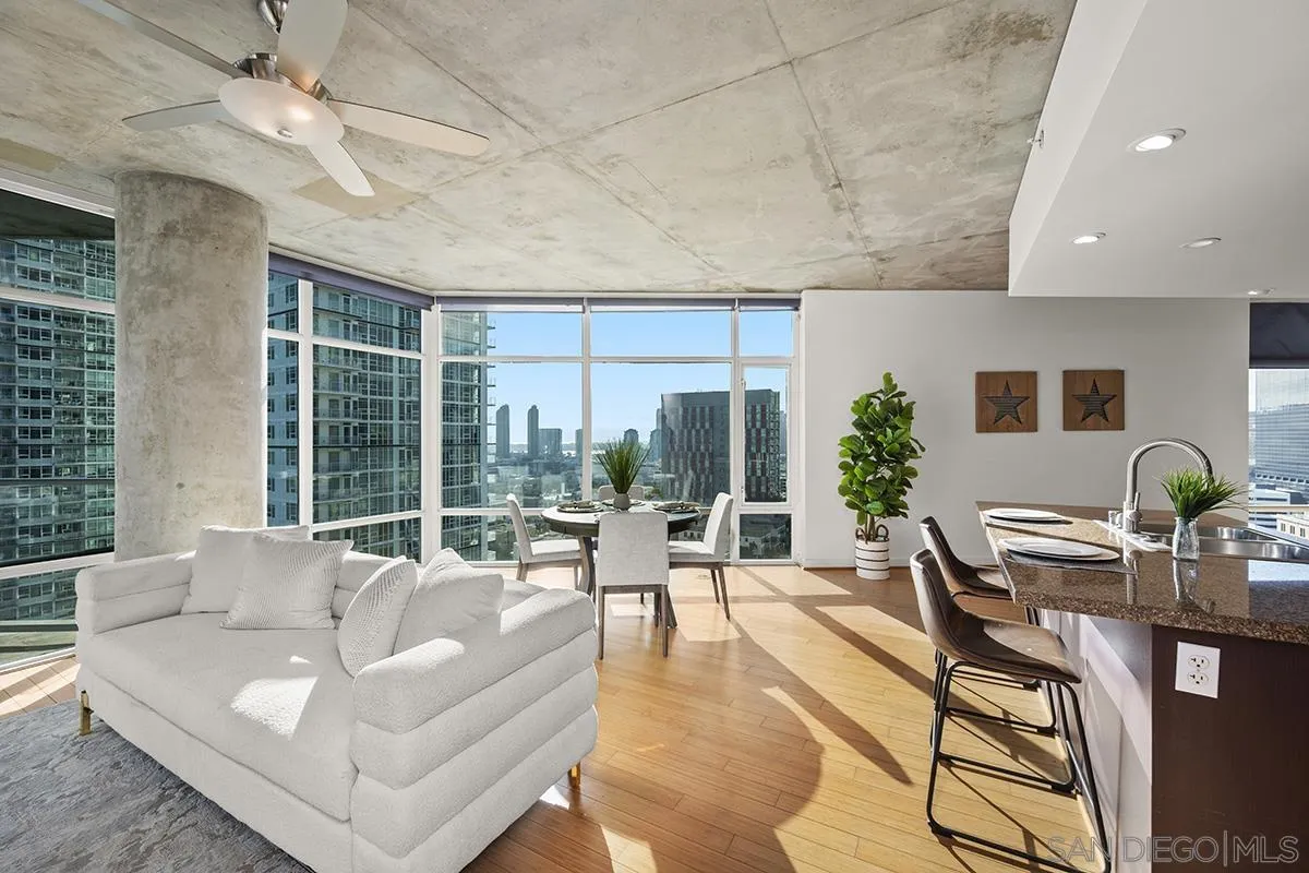 Photo #7: 260007961 Listing: Photo #7