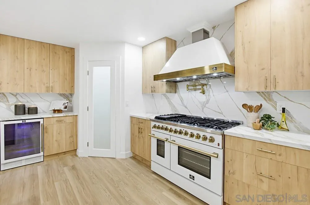 https://cdn.realtyfeed.com/cdn/127/260007962/922e7ad713dca28a1480214b99a1bb5d.webp