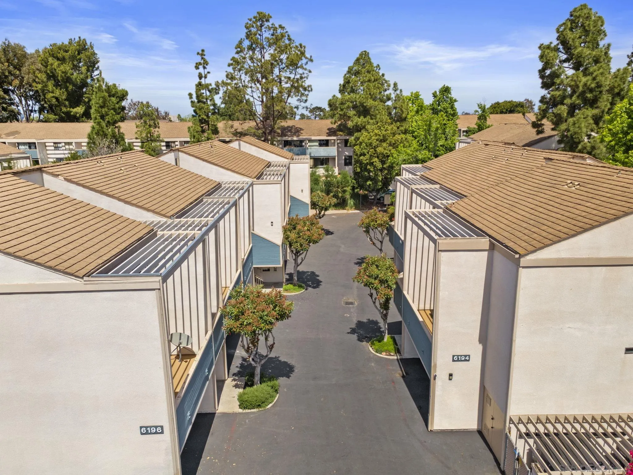 https://cdn.realtyfeed.com/cdn/127/260007963/0a9f3c5c167bfe2dd02b87a5b64b8e05.webp