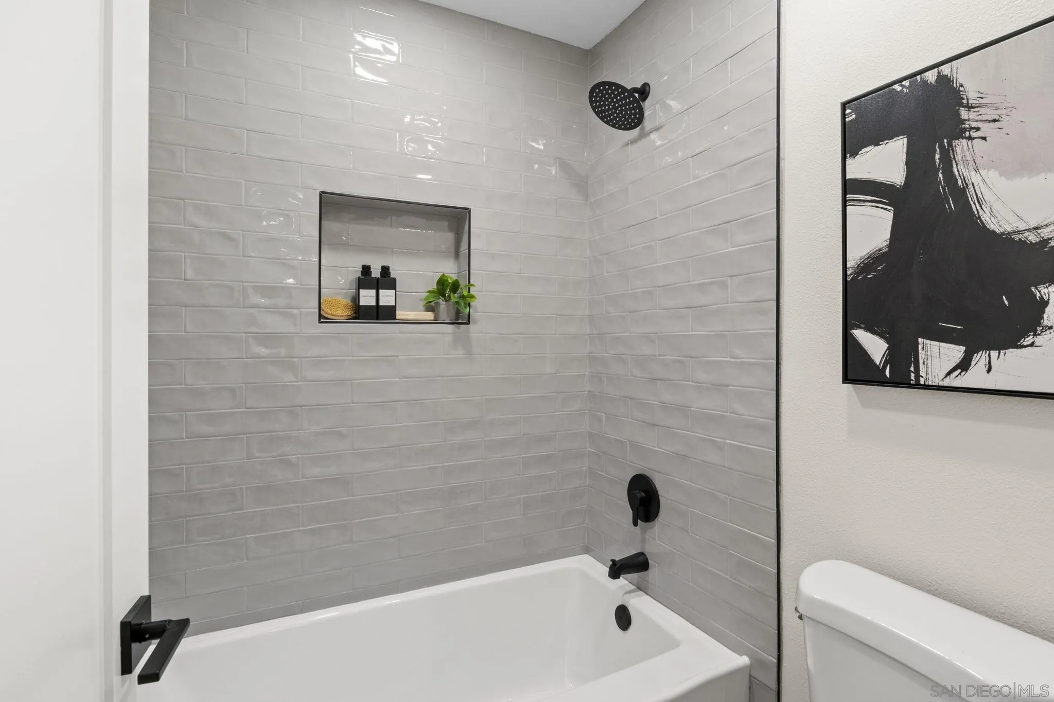 Photo #23: 260007963 Listing: Photo #23