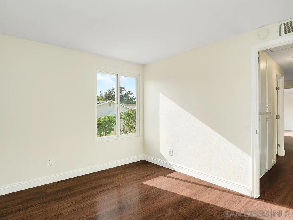 https://cdn.realtyfeed.com/cdn/127/260007971/0180e52554235fb146199223fbf3596e.webp