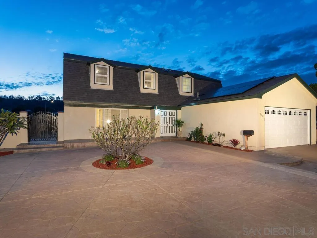 https://cdn.realtyfeed.com/cdn/127/260007971/70f92c8ac336127ddf82b6ee96576cbf.webp