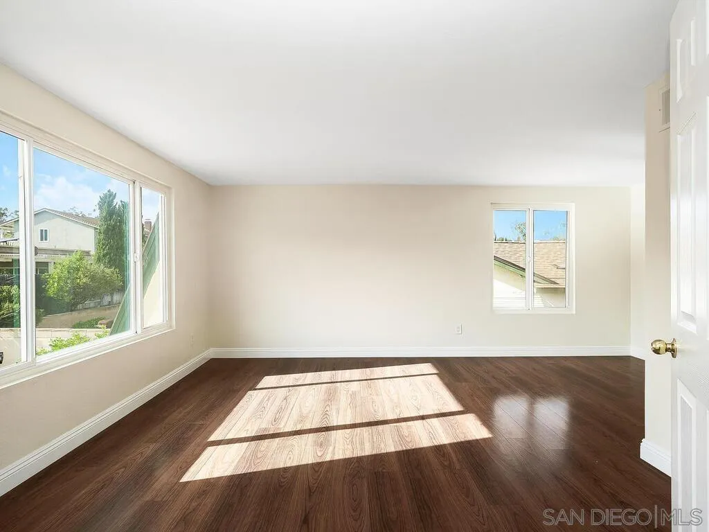 https://cdn.realtyfeed.com/cdn/127/260007971/e95dbc56ff6b557bda28392b9e75093e.webp