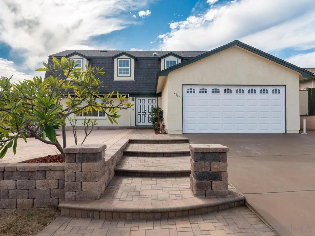 https://cdn.realtyfeed.com/cdn/127/260007971/ef1dfde62111254a7ab880a907d28c7a.webp
