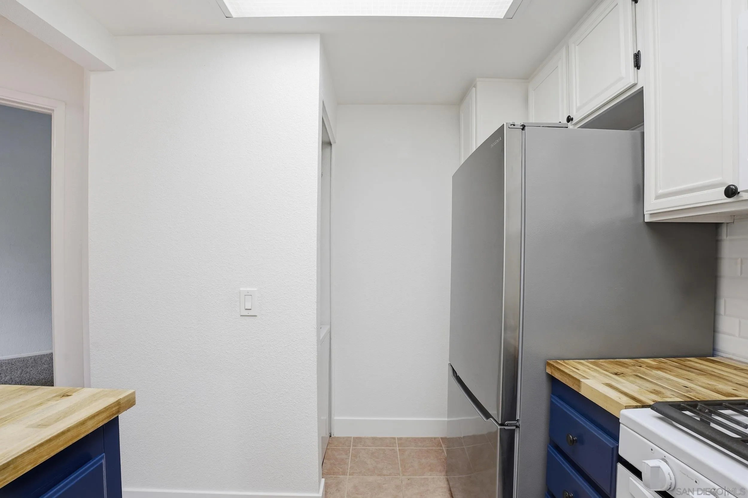 https://cdn.realtyfeed.com/cdn/127/260007975/71dc7542be310c6b05f9643a372100f4.webp