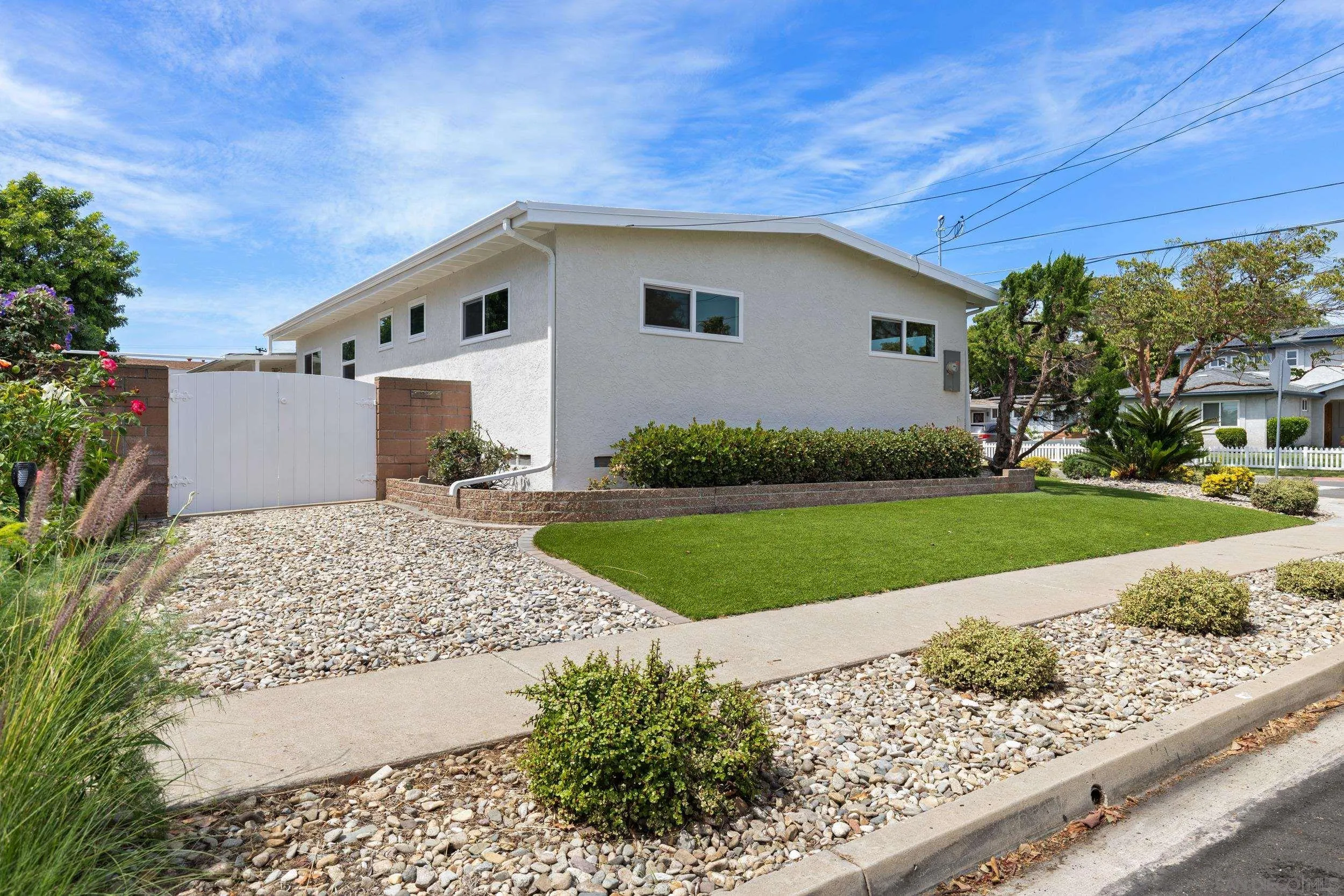 https://cdn.realtyfeed.com/cdn/127/260007983/b8b79964247311269af7332742f8c4b6.webp