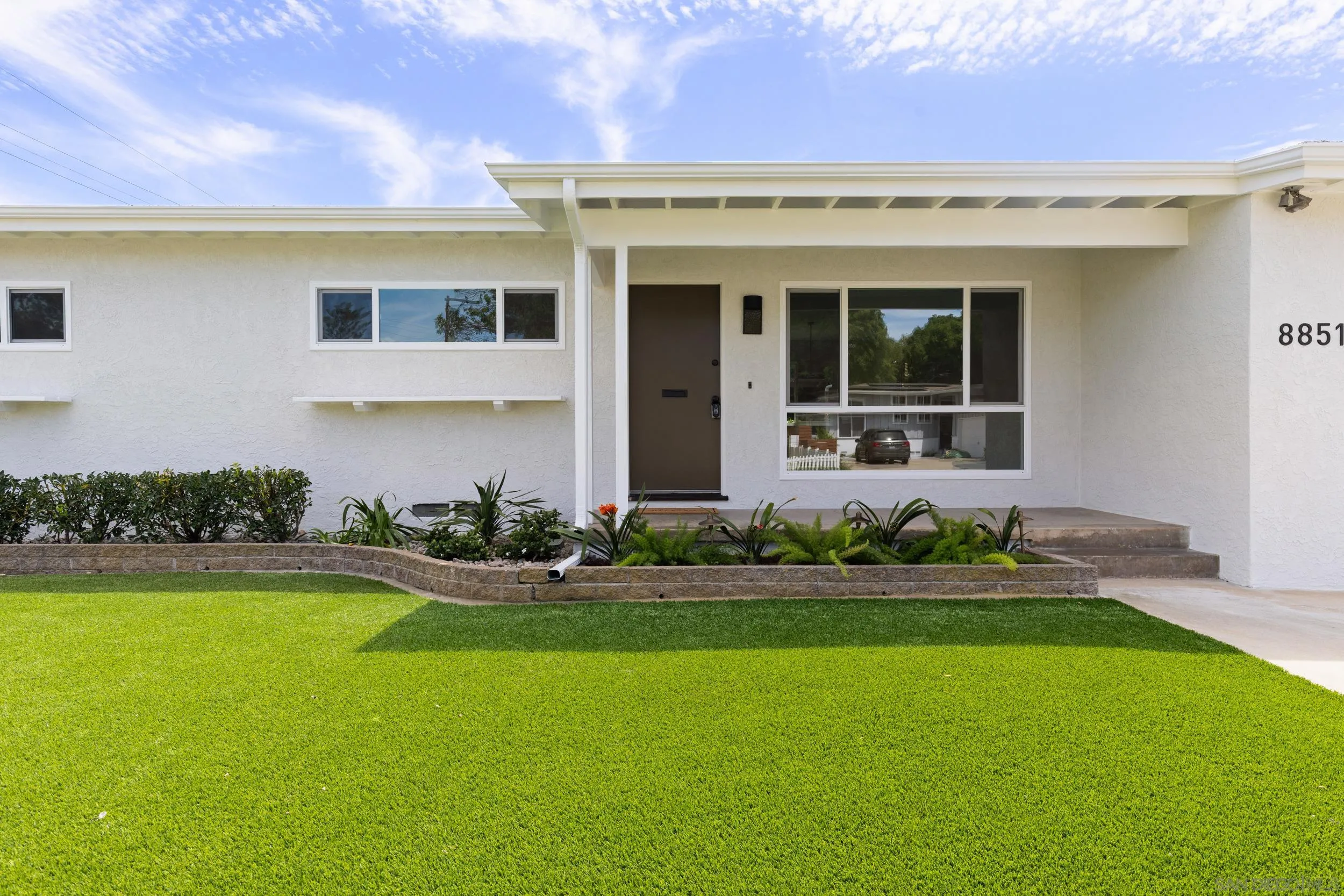 Featured listings